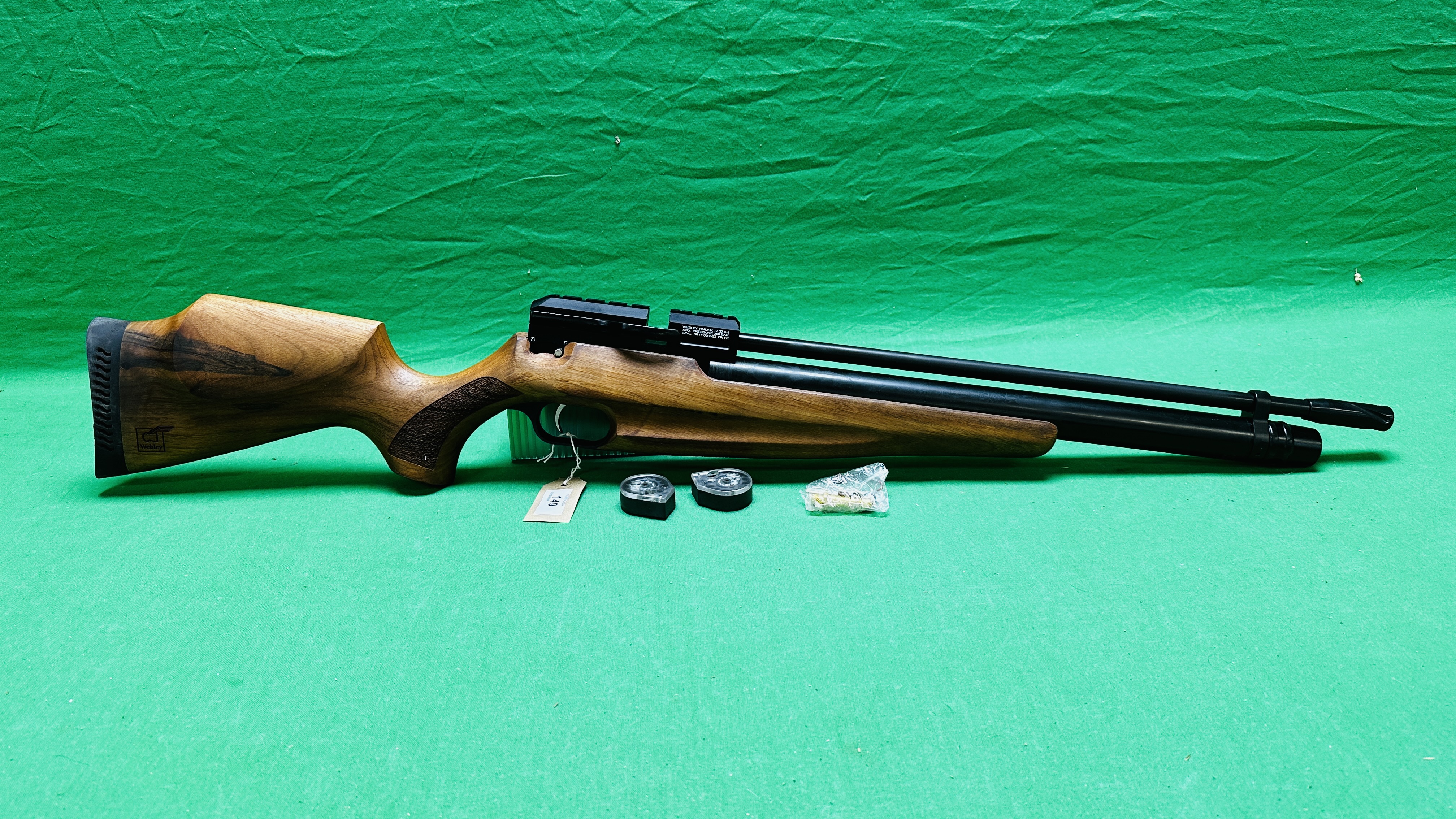 WEBLEY RAIDER 12 .