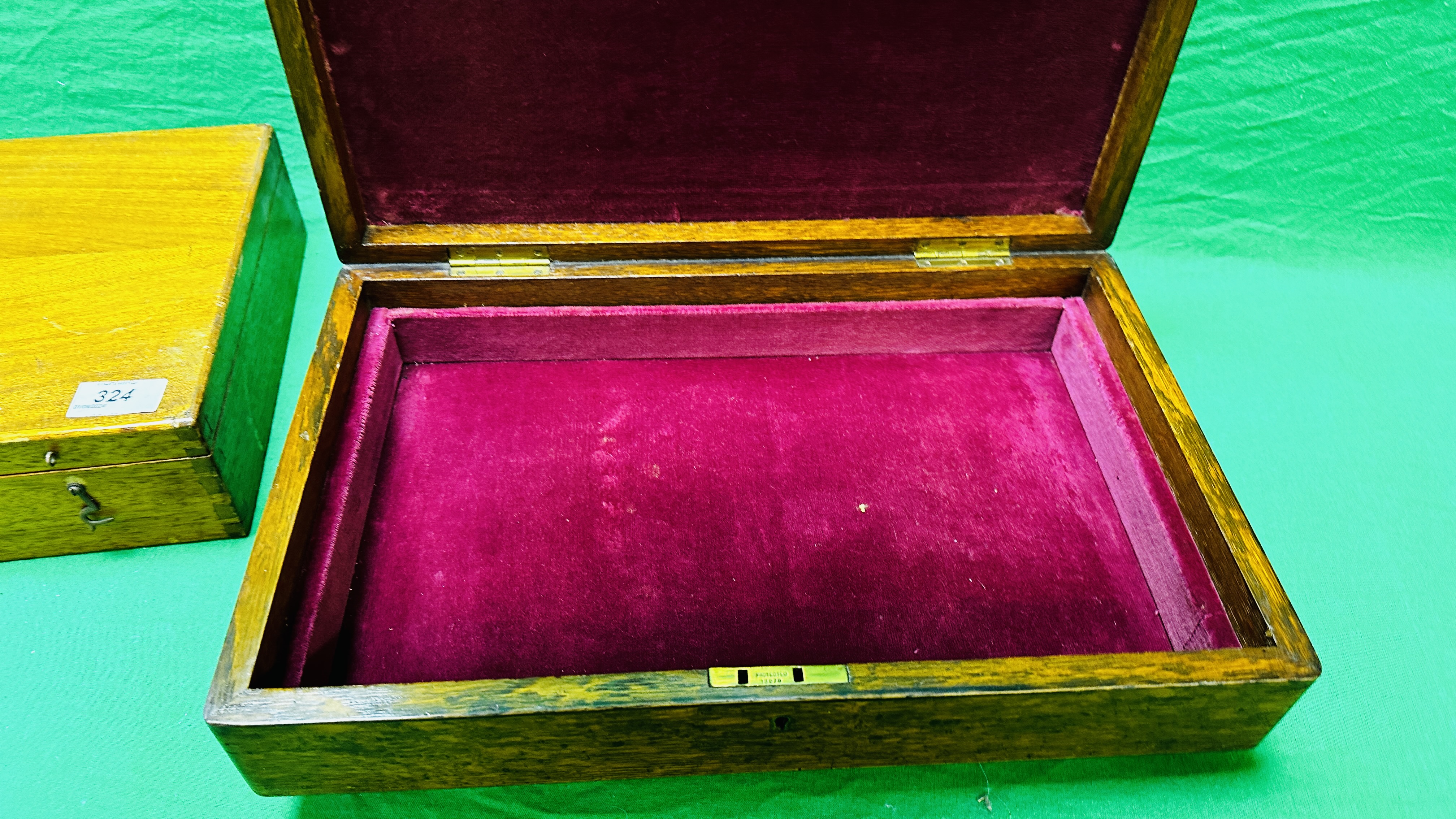 TWO WOODEN BOXES BAIZE LINED FOR SHOOTING ACCESSORIES INCLUDING ONE BEARING HOLLAND & HOLLAND LABEL. - Image 8 of 9