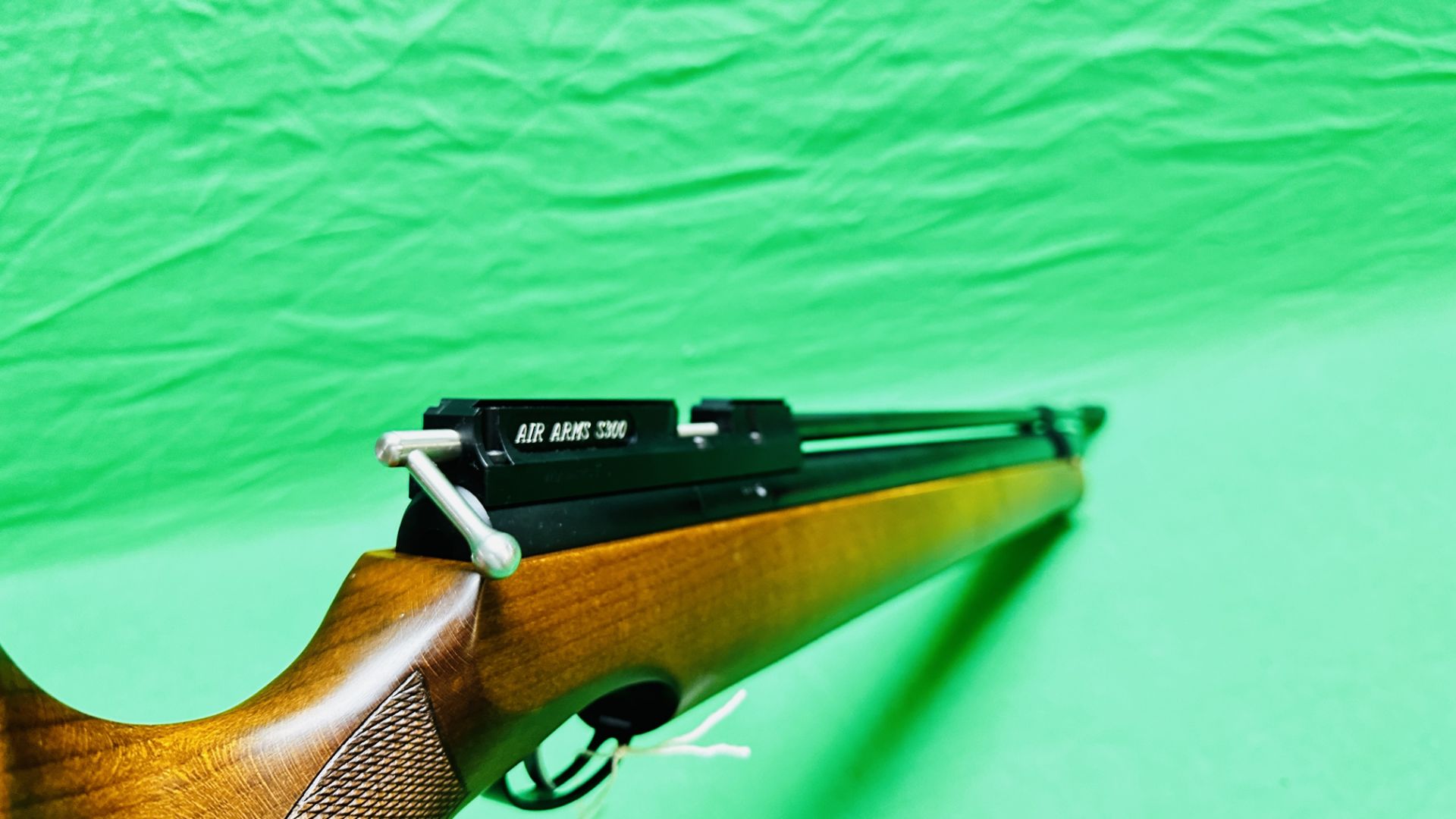 AIRARMS S300 . - Image 11 of 12