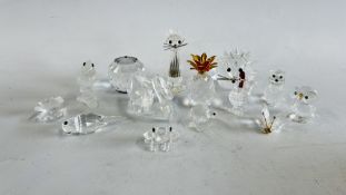 A GROUP OF SWAROVSKI CRYSTAL CABINET ORNAMENTS TO INCLUDE A PINEAPPLE, COCKERAL, HEDGEHOG ETC.