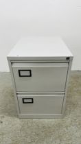 A STEEL GREY FINISH TWO DRAWER FILING CABINET.