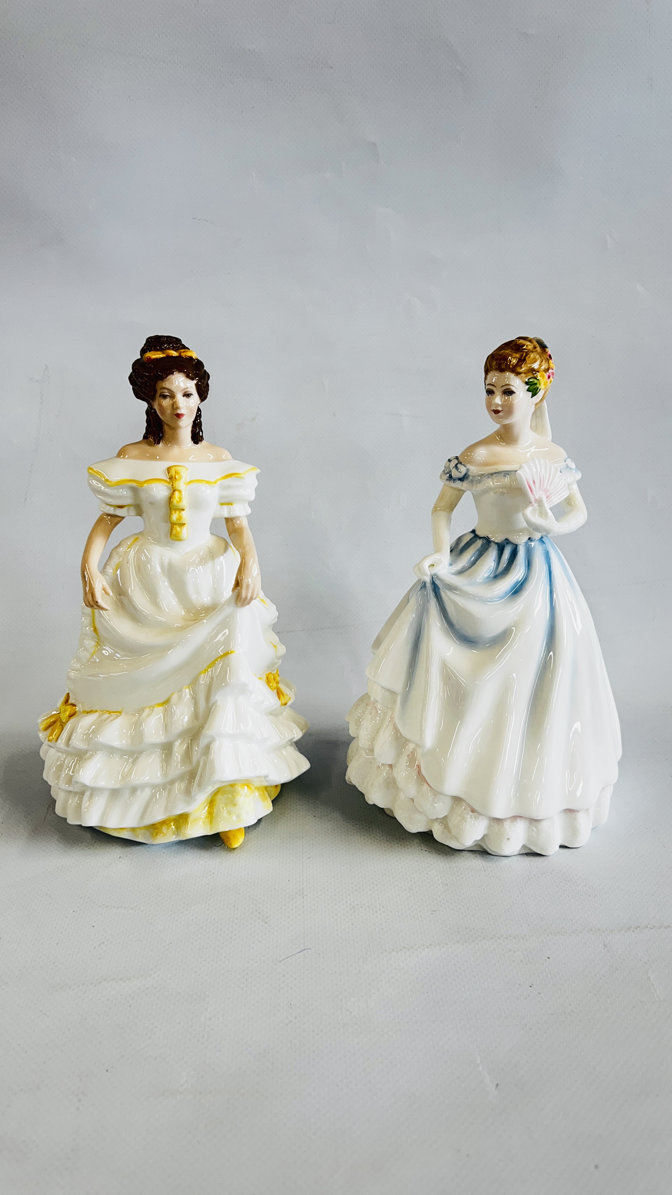 A GROUP OF SIX ROYAL DOULTON PORCELAIN COLLECTORS FIGURES TO INCLUDE "FOR YOU" HN3863, - Image 6 of 7