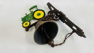 (R) TRACTOR BELL - GREEN.