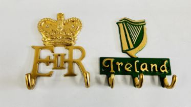 (R) ER2 & IRELAND CUP RACKS.