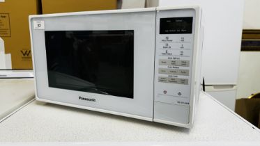 A PANASONIC NN-E27 JWM MICROWAVE - SOLD AS SEEN.