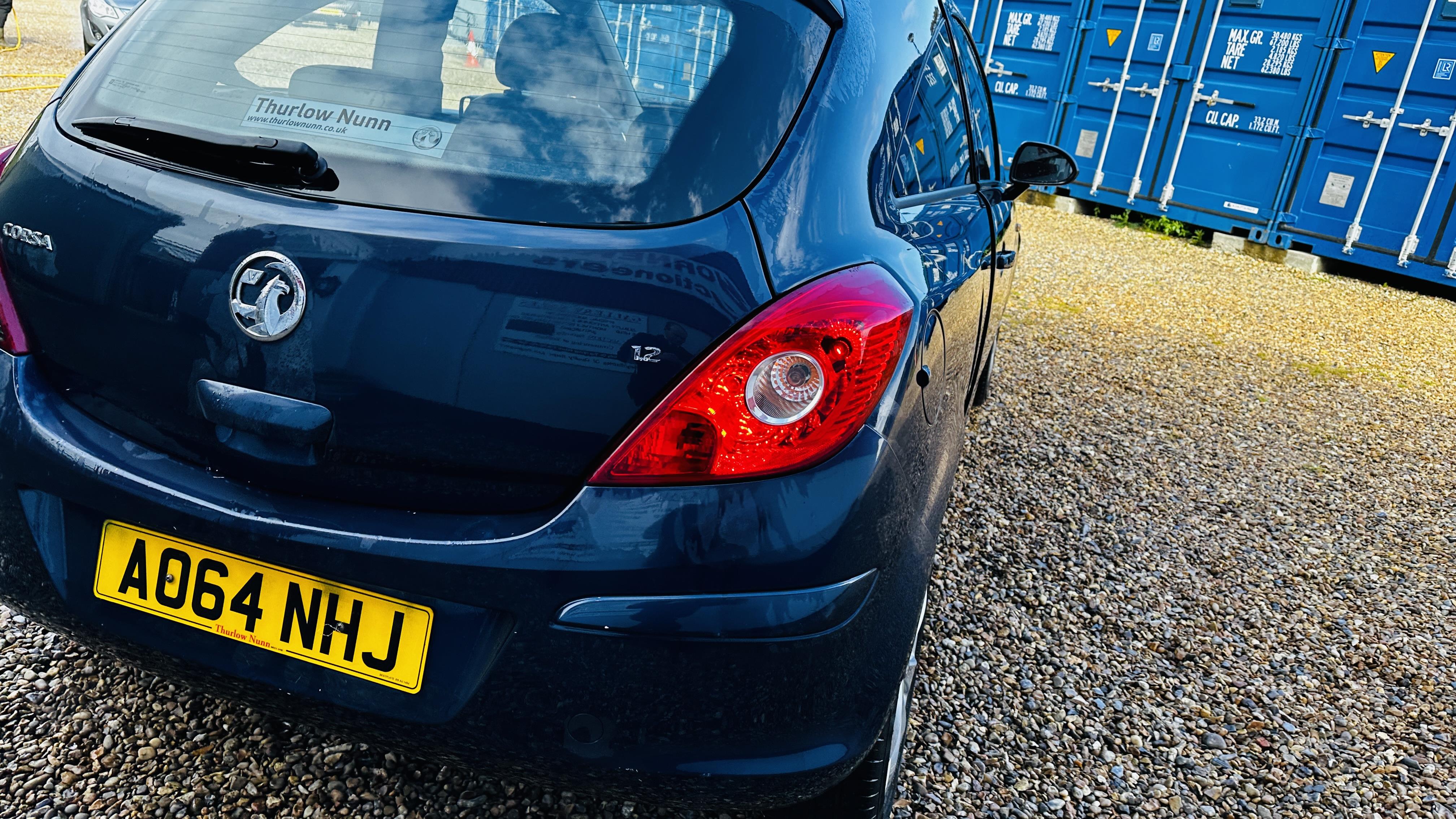 2014 VAUXHALL CORSA EXCITE AC. VRM: A064 NHJ. FIRST REGISTERED: 26/11/2014. 1229CC PETROL. - Image 9 of 19