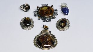 A GROUP OF DESIGNER INDONESIAN SILVER AND STONE SET JEWELLERY MARKED "SAJEN" COMPRISING OF A PAIR