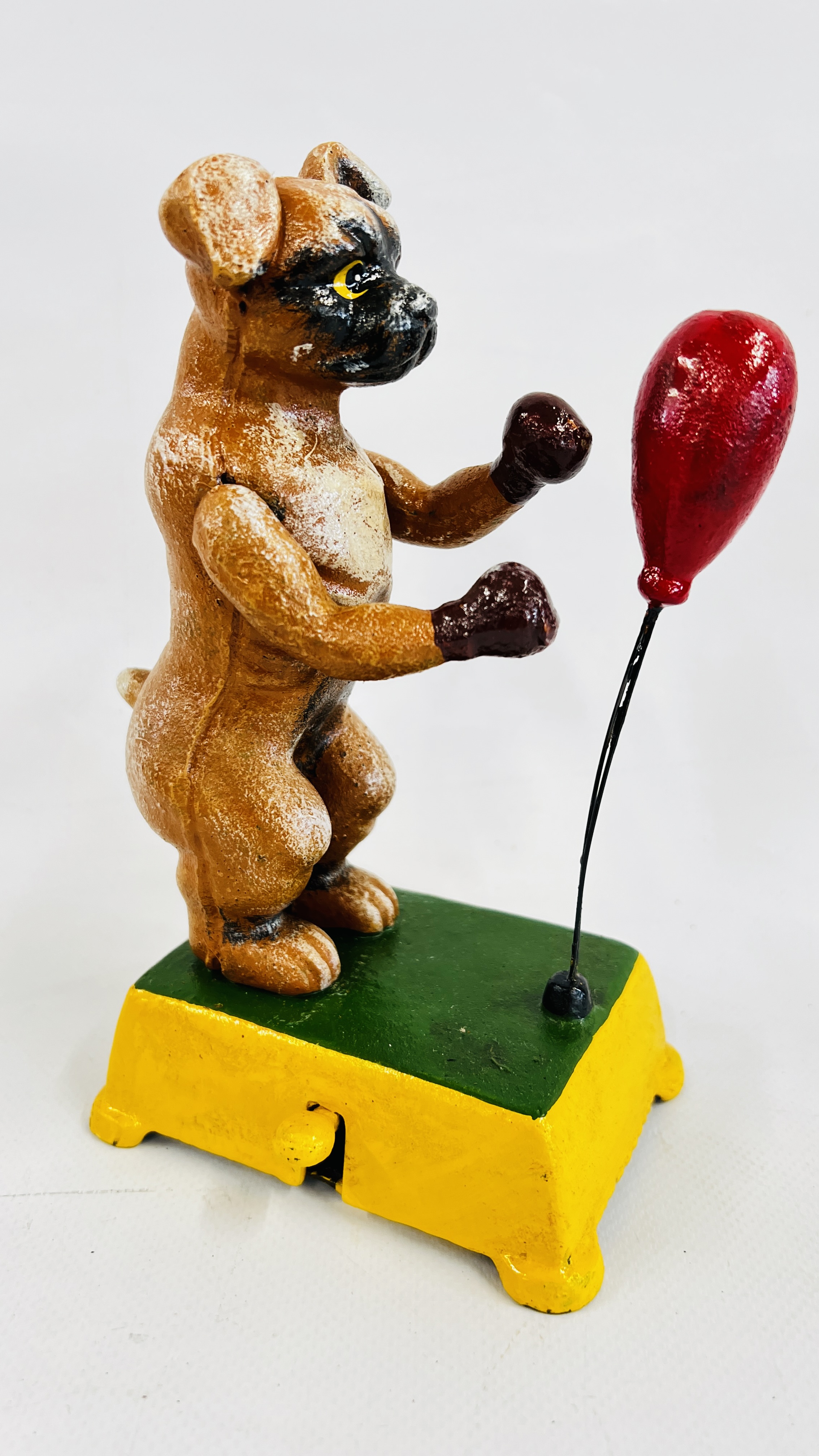 (R) BOXING POPEYE AND DOG FIGURES. - Image 2 of 3
