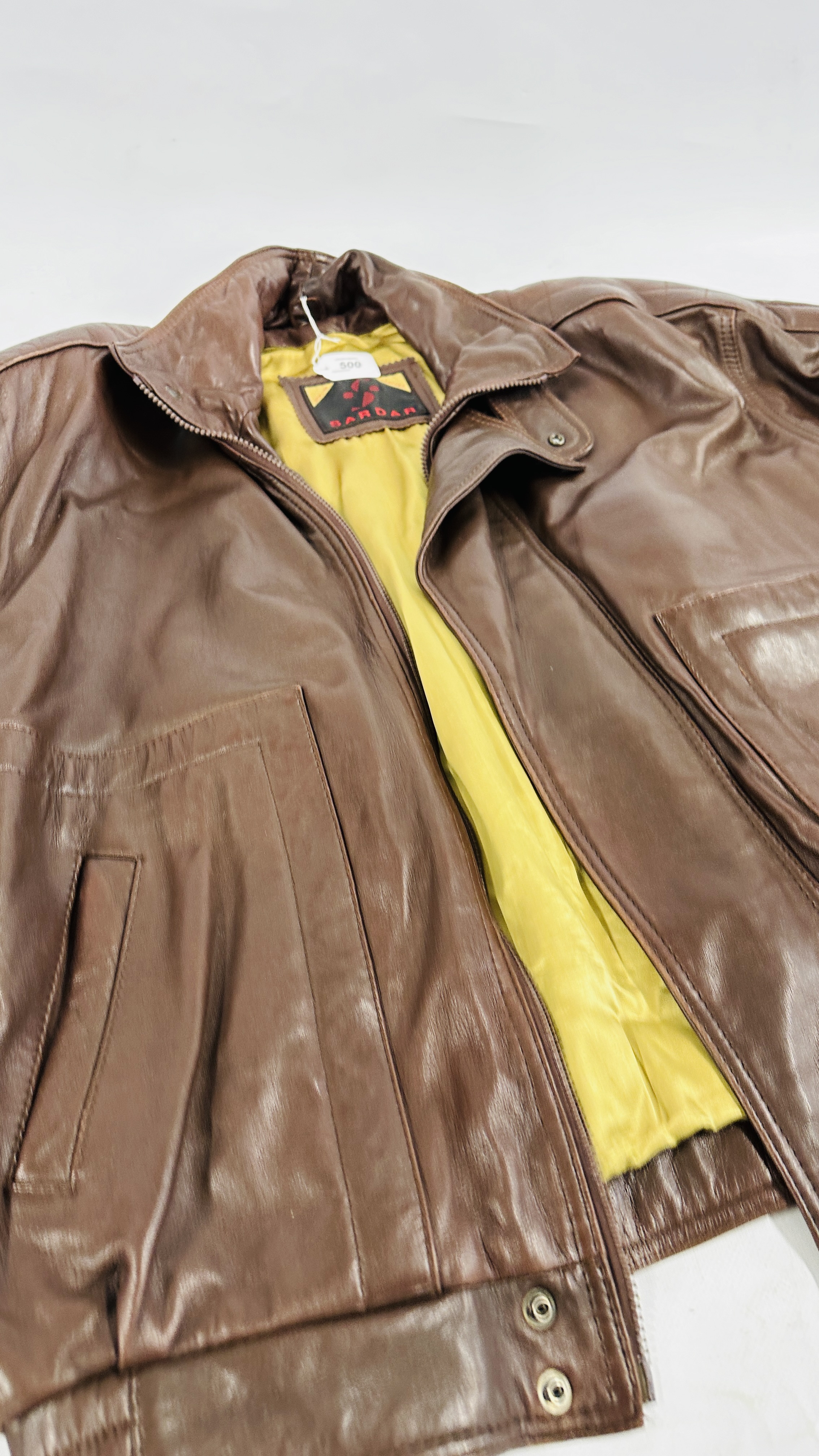 A GENTS BROWN LEATHER JACKET MARKED "SARDAR" SIZE L. - Image 7 of 9