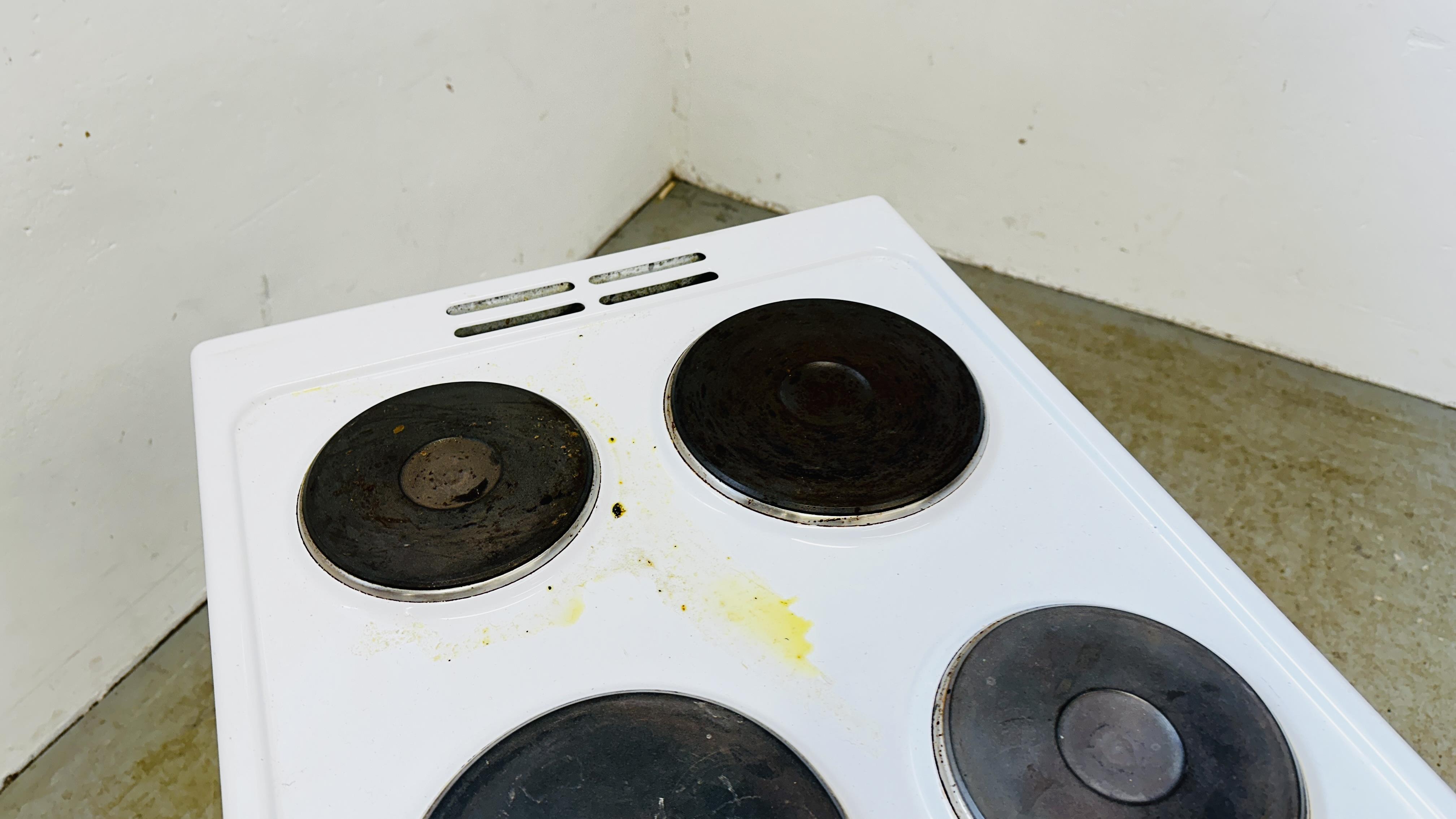 A BELLING ELECTRIC COOKER - SOLD AS SEEN - TRADE ONLY - Image 5 of 8