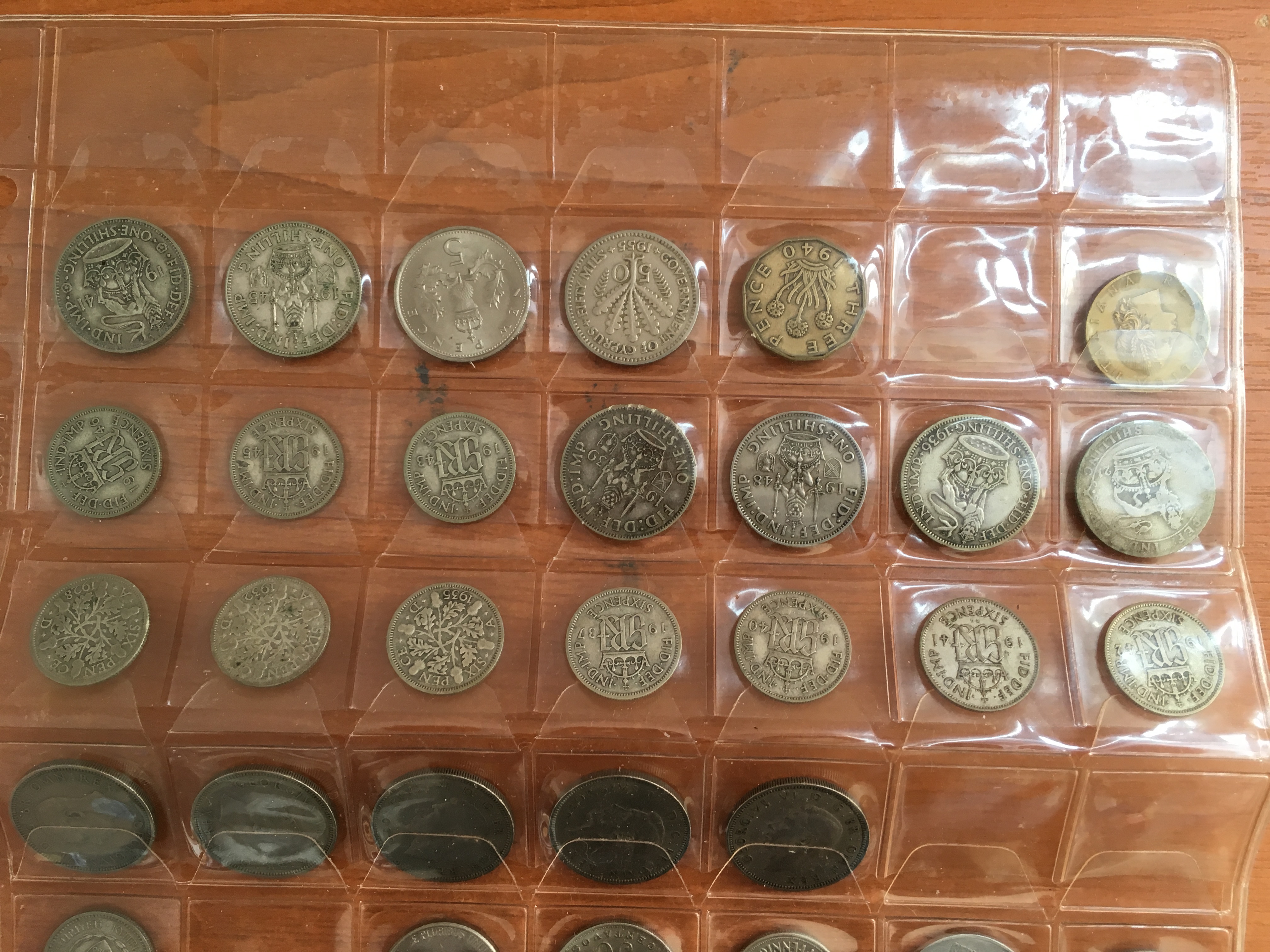COINS: SMALL COLLECTION TO INCLUDE A FEW SILVER SIXPENCES, SHILLINGS, ALSO STAMPS IN TWO ALBUMS, - Image 2 of 7