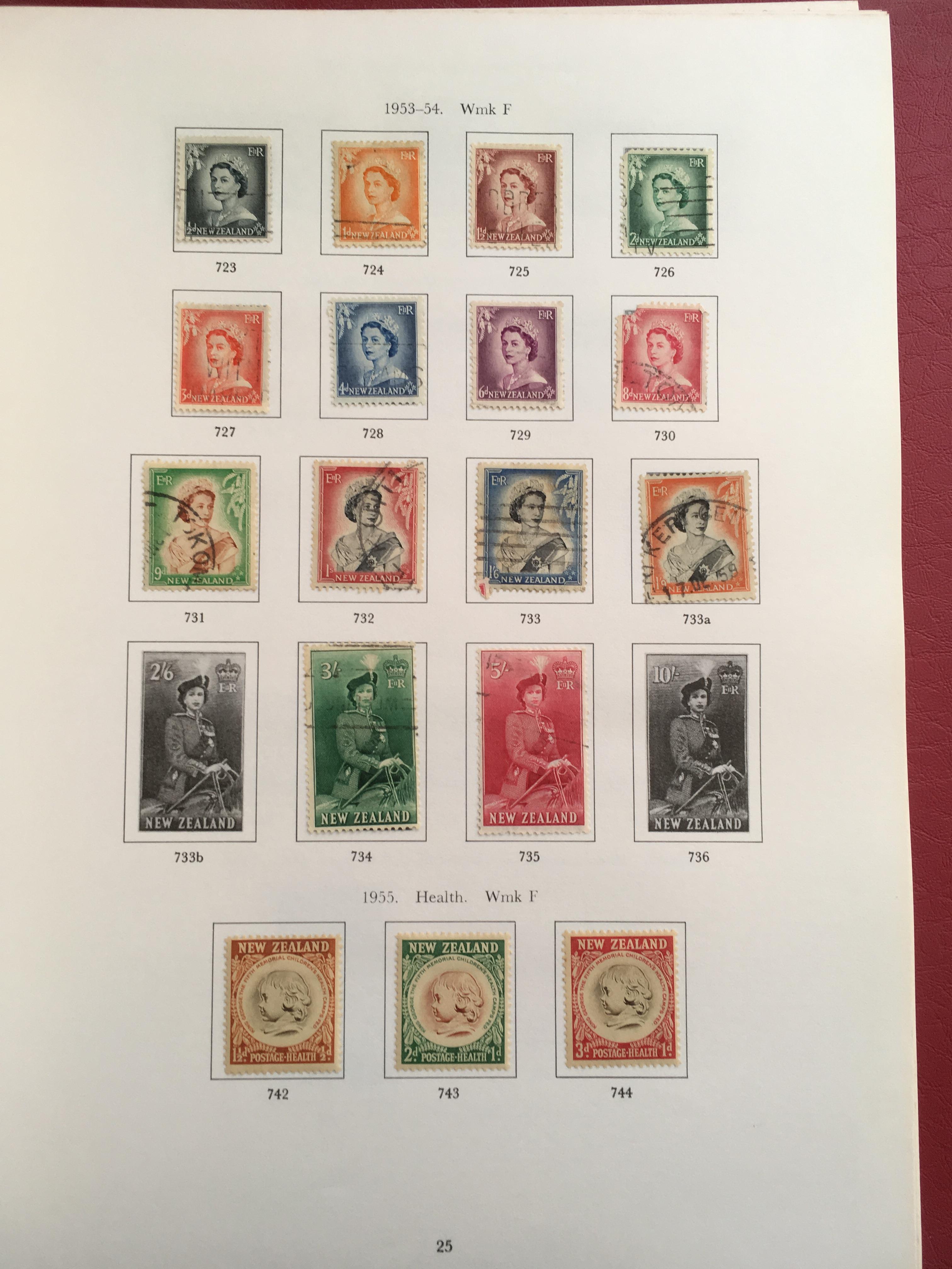 STAMPS: BOX WITH COMMONWEALTH IN NINE VOLUMES, CANADA, AUSTRALIA, NEW ZEALAND, ETC. - Image 28 of 34