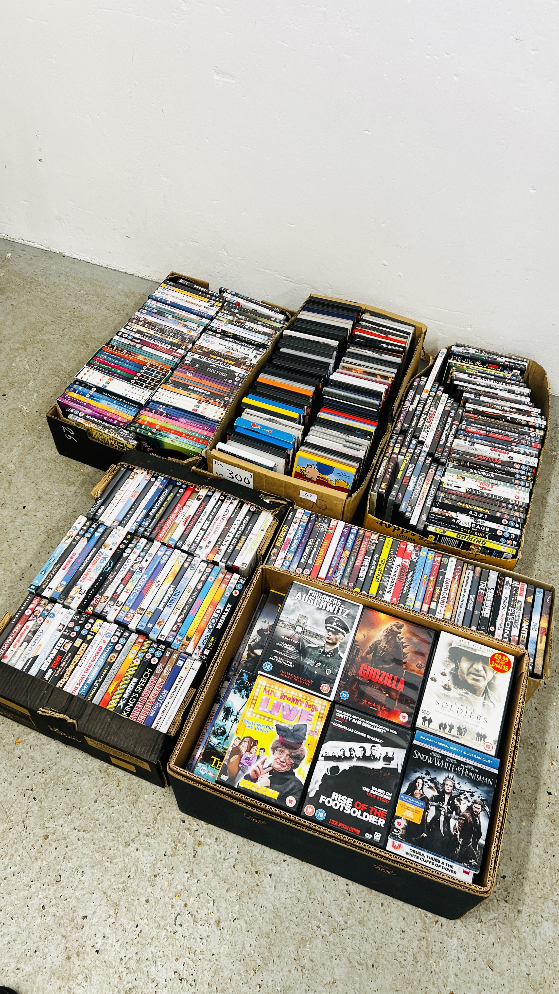 6 X BOXES CONTAINING AN EXTENSIVE COLLECTION OF ASSORTED DVD'S.