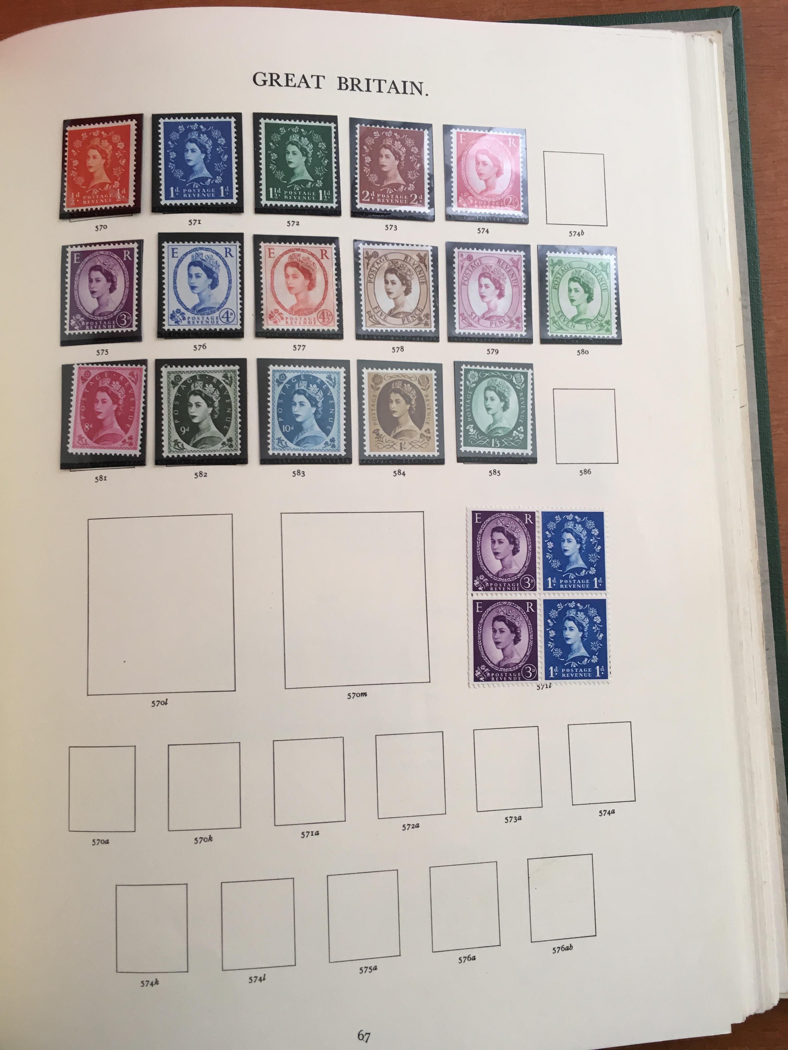 STAMPS: BOX WITH GB COLLECTIONS AND REMAINDERS IN TEN WINDSOR ALBUMS. - Image 19 of 49