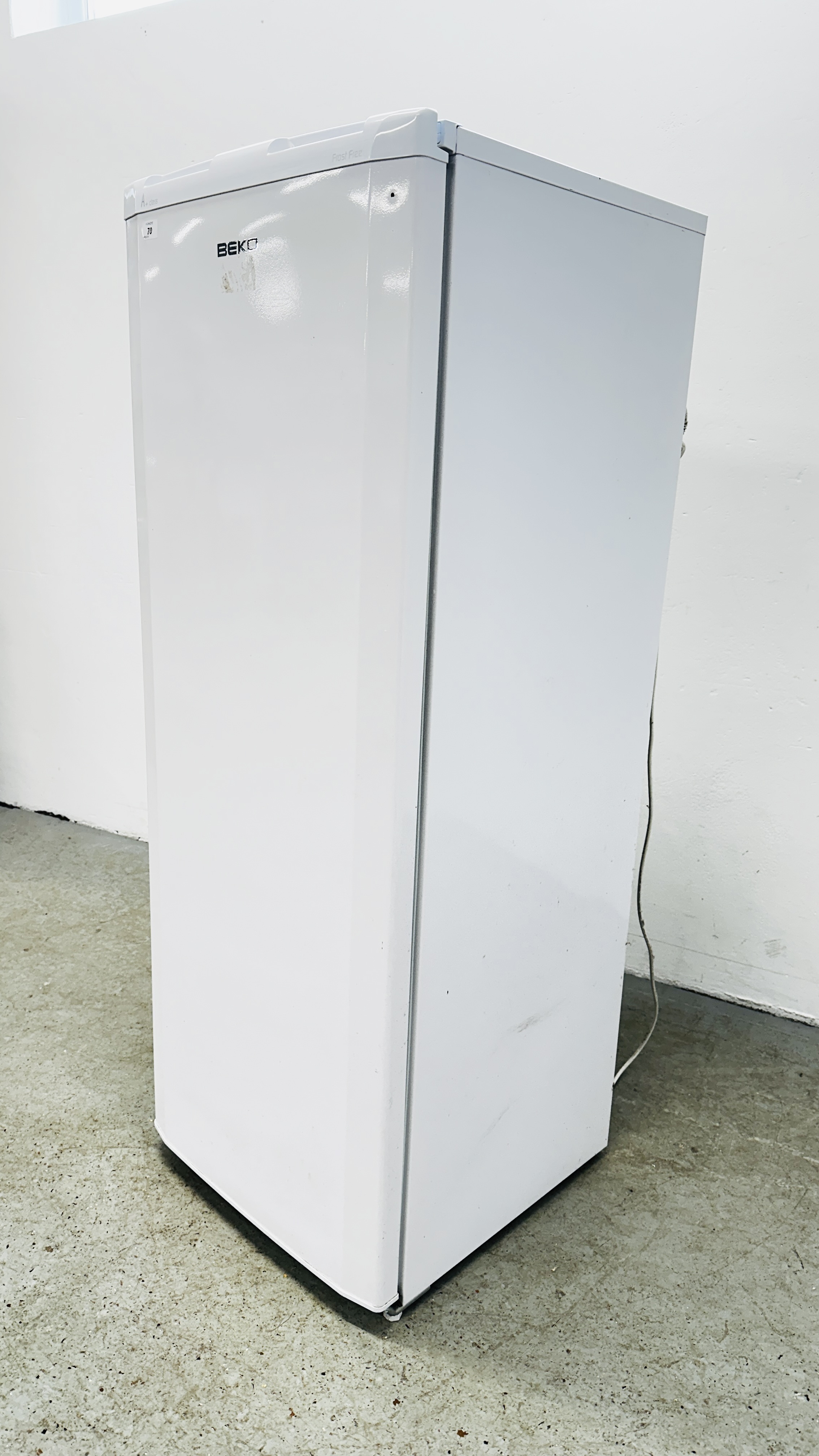 BEKO UPRIGHT FREEZER - SOLD AS SEEN - Bild 4 aus 9