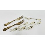 A GROUP OF 4 C19TH SILVER FIDDLE PATTERN DESSERT FORKS,