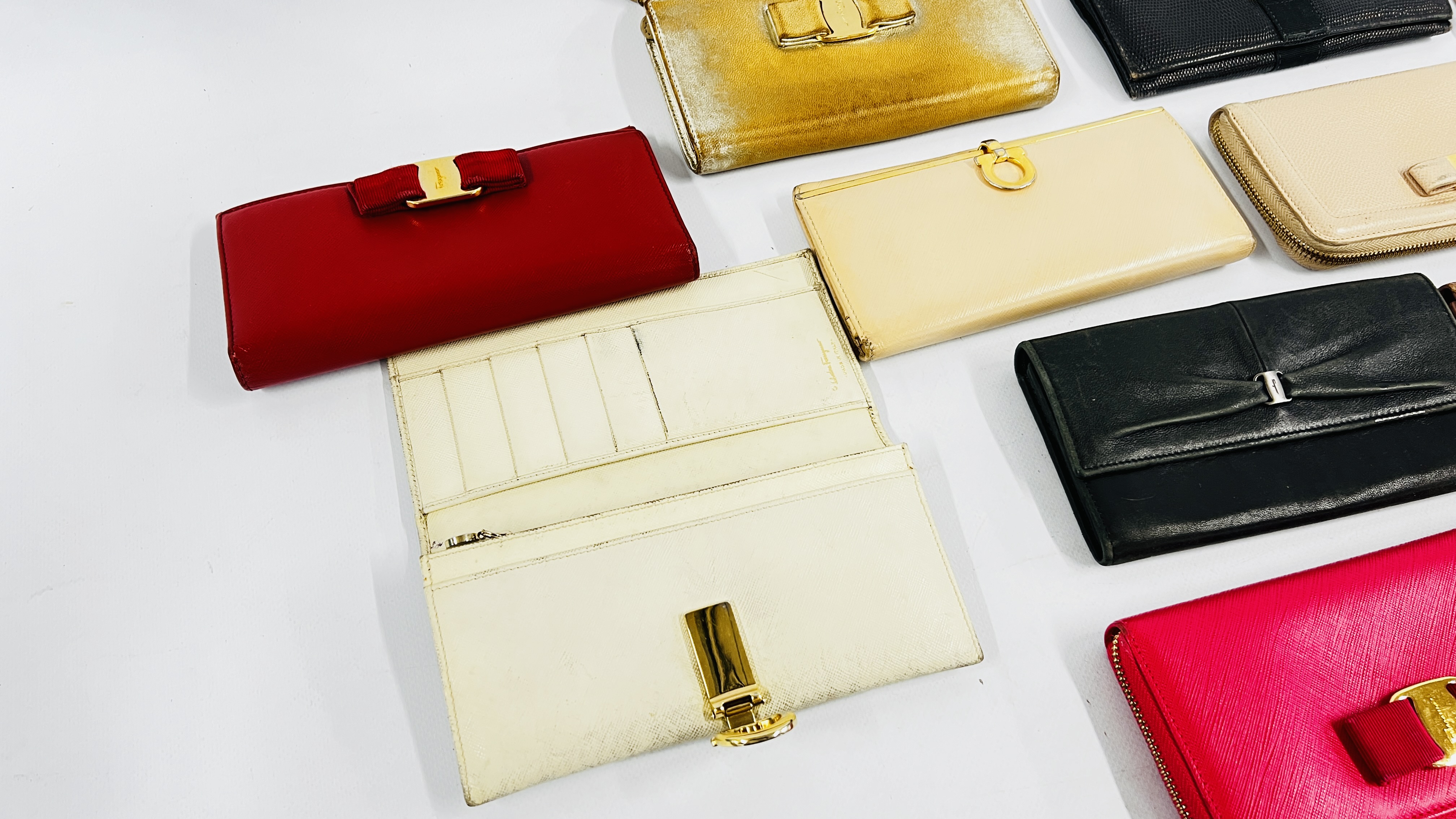 A COLLECTION OF 11 DESIGNER PURSES MARKED "SALVADOR FERRAGAMA". - Image 2 of 6