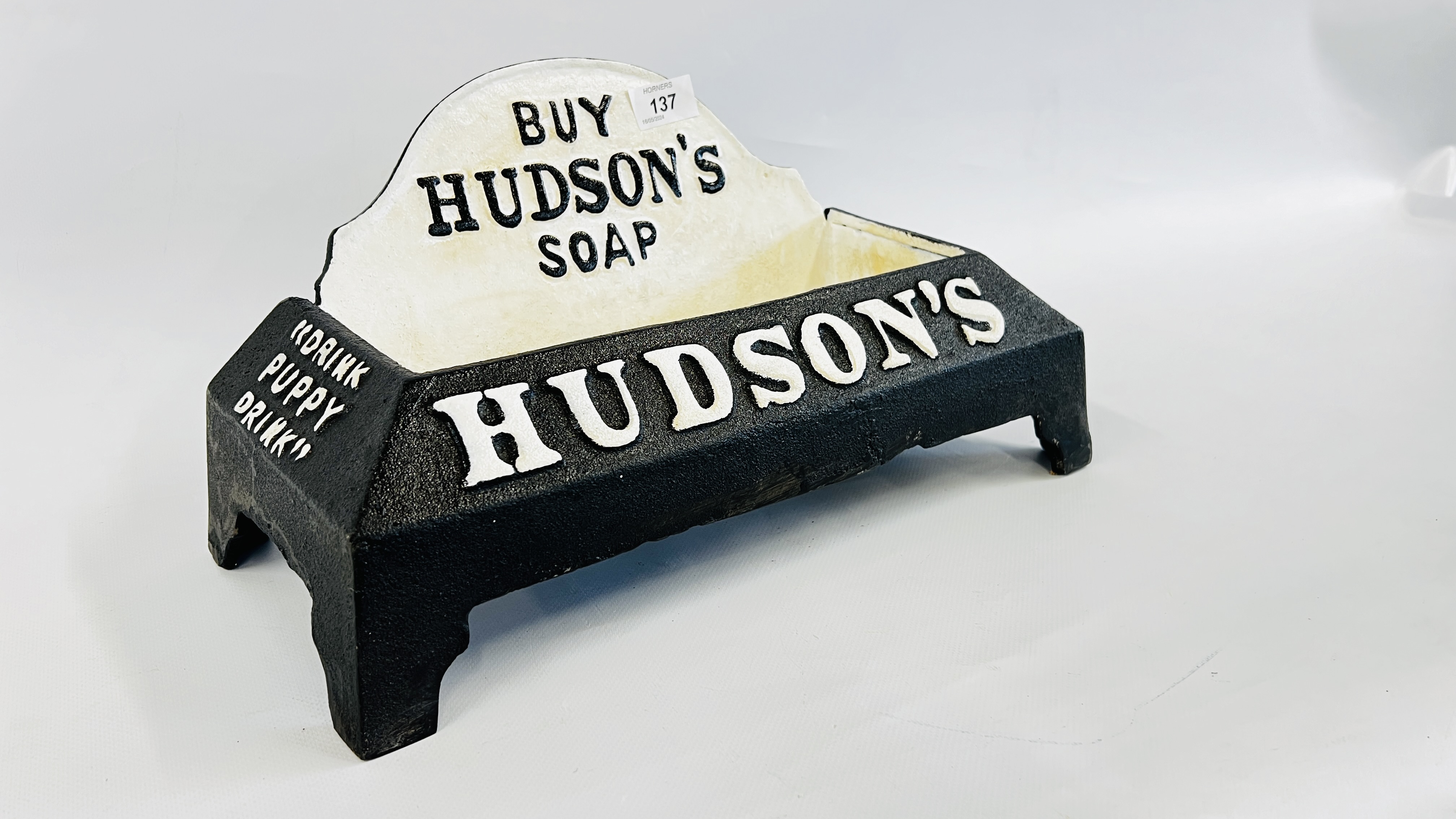 (R) CAST HUDSON SOAP BOWL. - Bild 2 aus 6