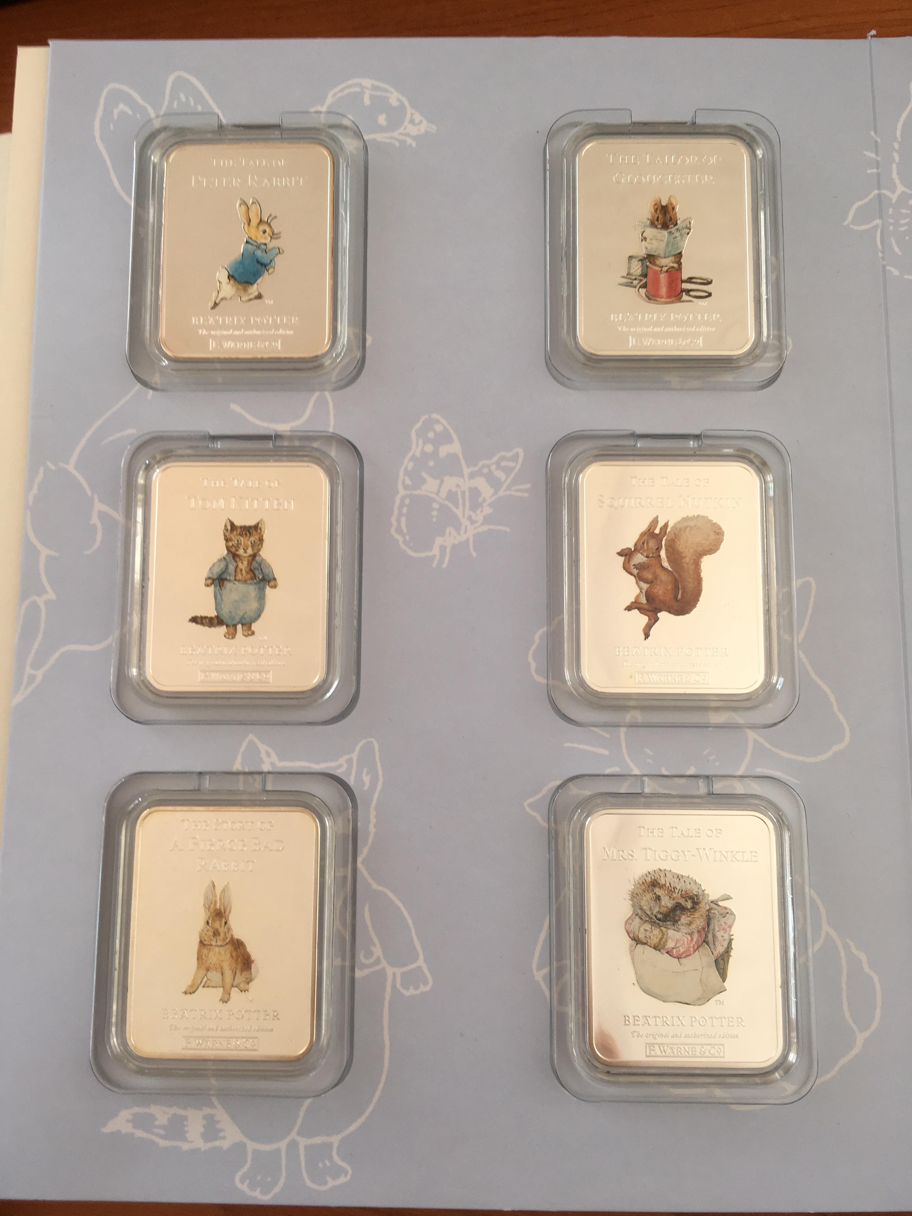 MEDALLIONS: WESTMINSTER "THE WORLD OF PETER RABBIT" SILVER PLATED INGOT COLLECTION SET OF 24 IN TWO - Image 5 of 6