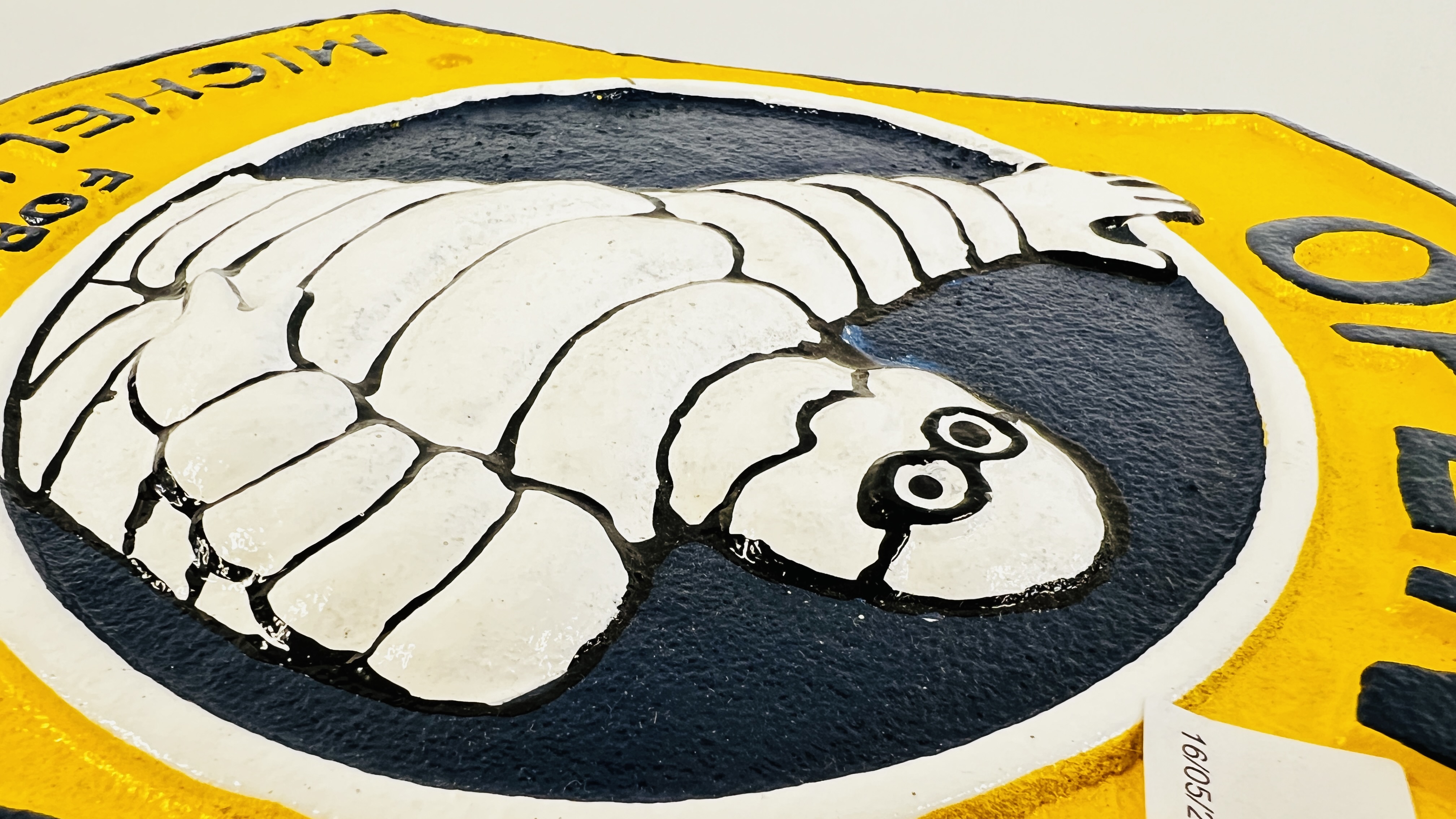 (R) OPEN FOR MICHELIN SIGN. - Image 4 of 5