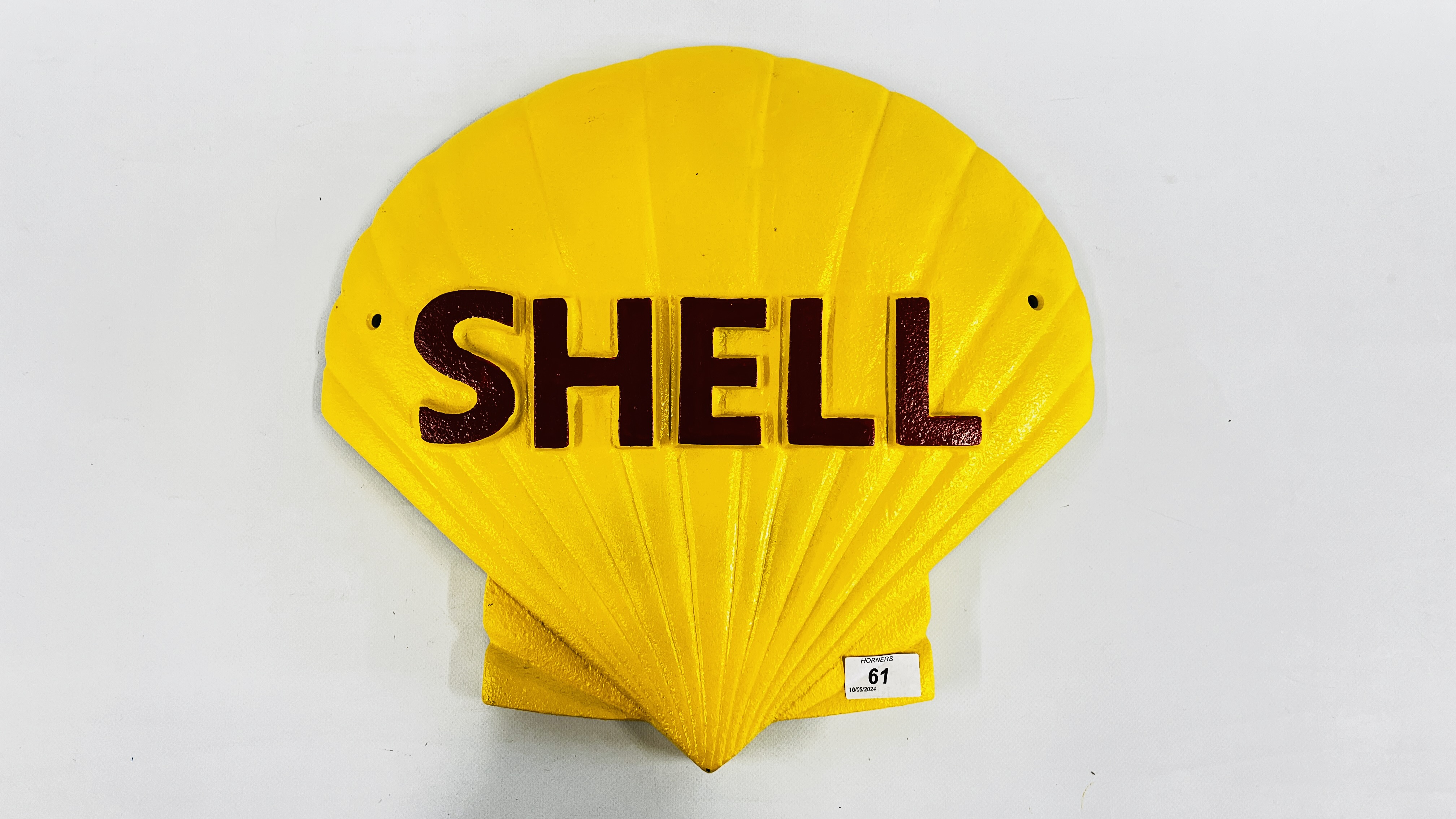 (R) LARGE SHELL LOGO.