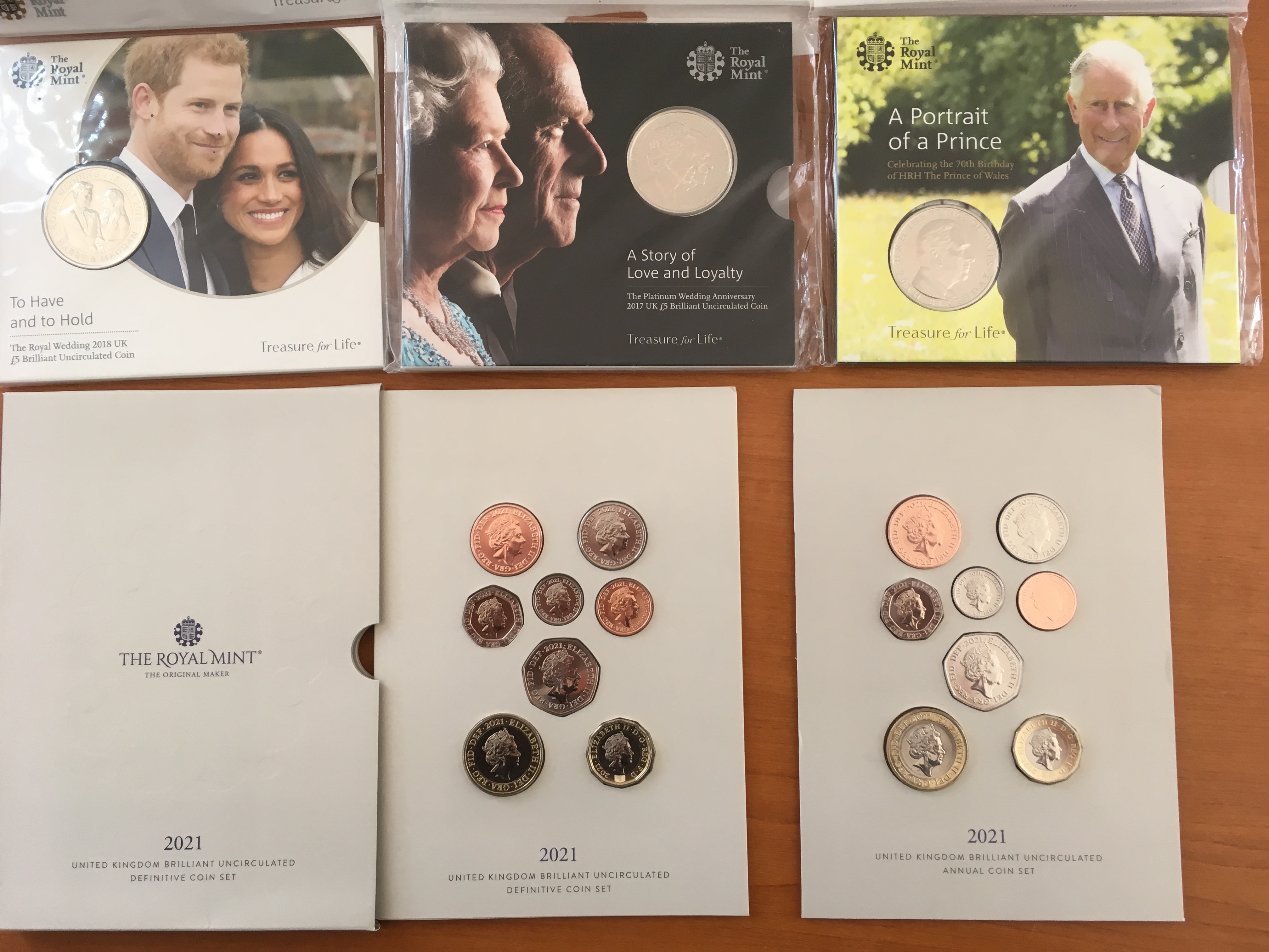 COINS: ROYAL MINT 2021 UNCIRCULATED DEFINITIVE COIN SET PLUS FURTHER CARD WITH THE SAME COINS,