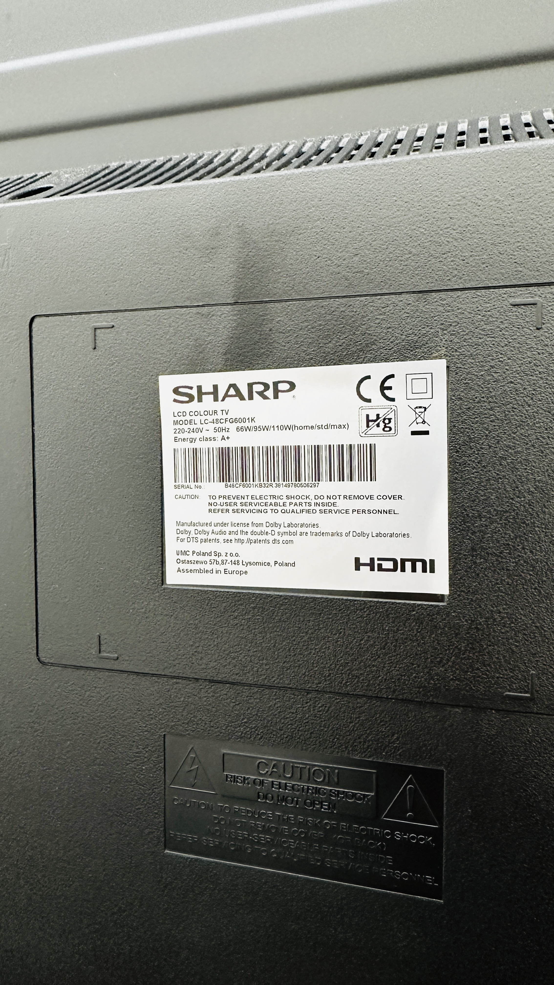 SHARP 48 INCH LCD COLOUR TV MODEL: LC-48CFG6001K - SOLD AS SEEN. - Bild 6 aus 6