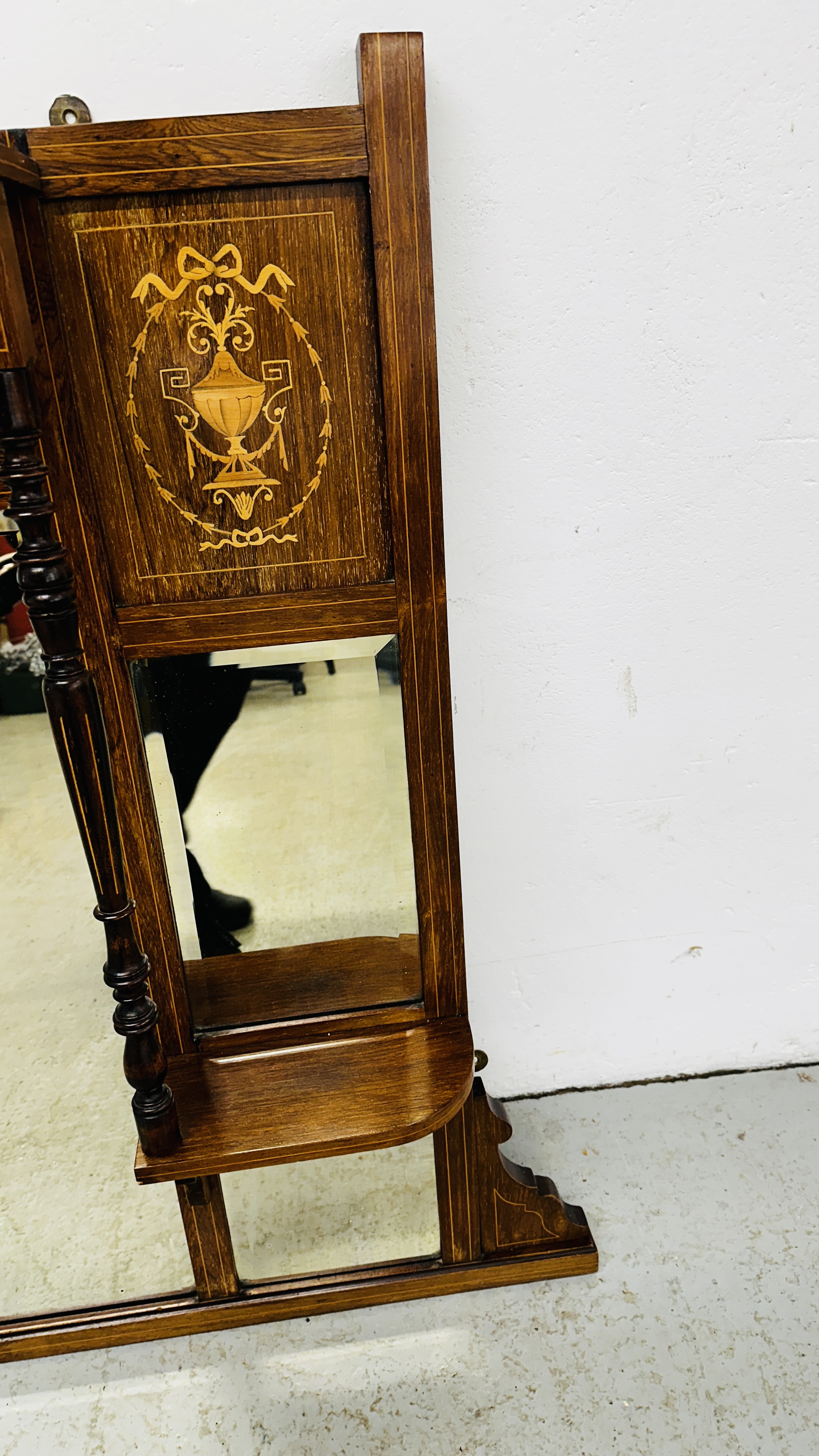 A DECORATIVE EDWARDIAN INLAID OVER MANTEL MIRROR W 137CM & H 99.5CM. - Image 4 of 9