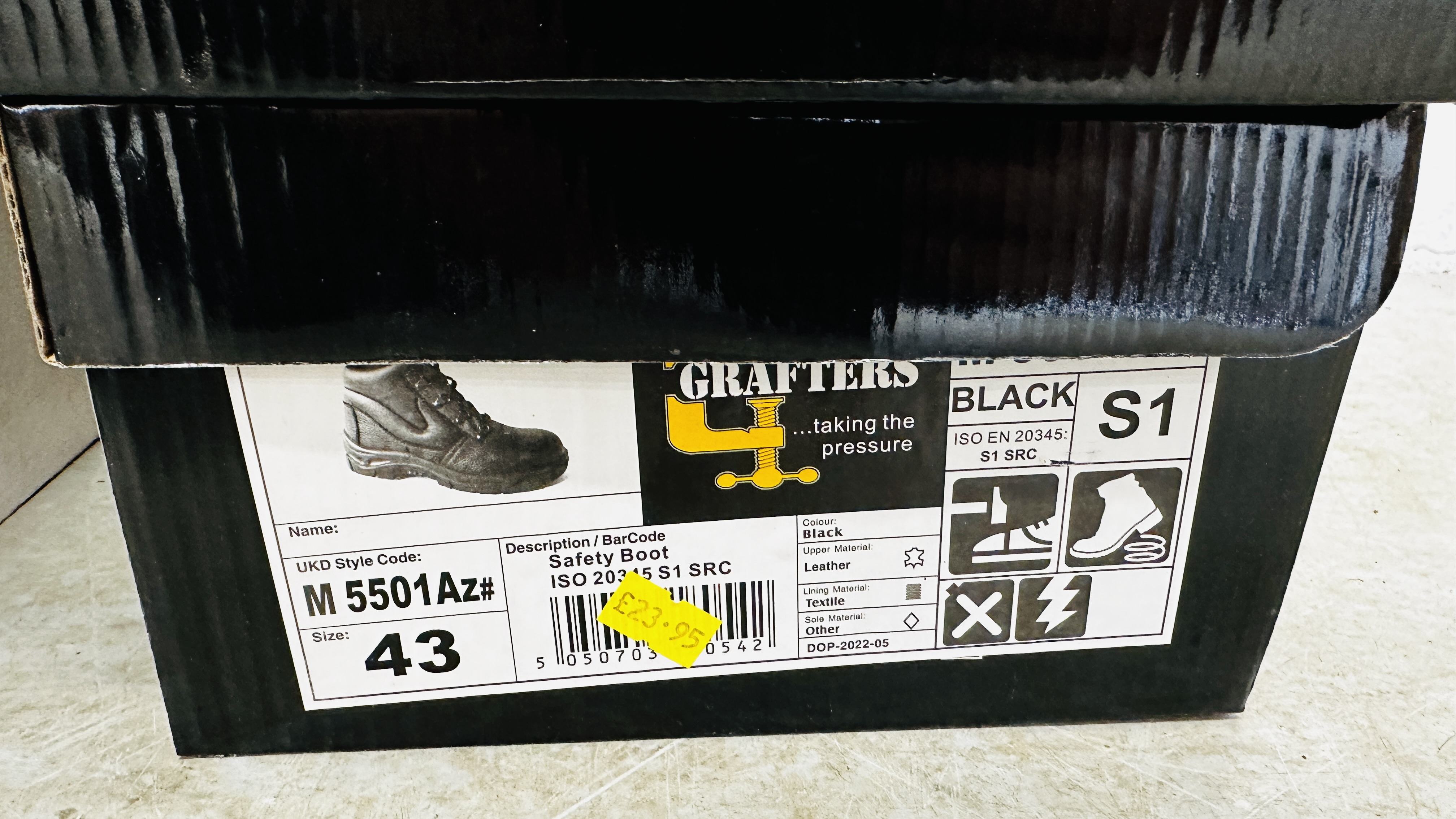 4 X PAIRS AS NEW GRAFTERS SAFETY BOOTS (2 X SIZE 39, 43, 45), - Image 5 of 11