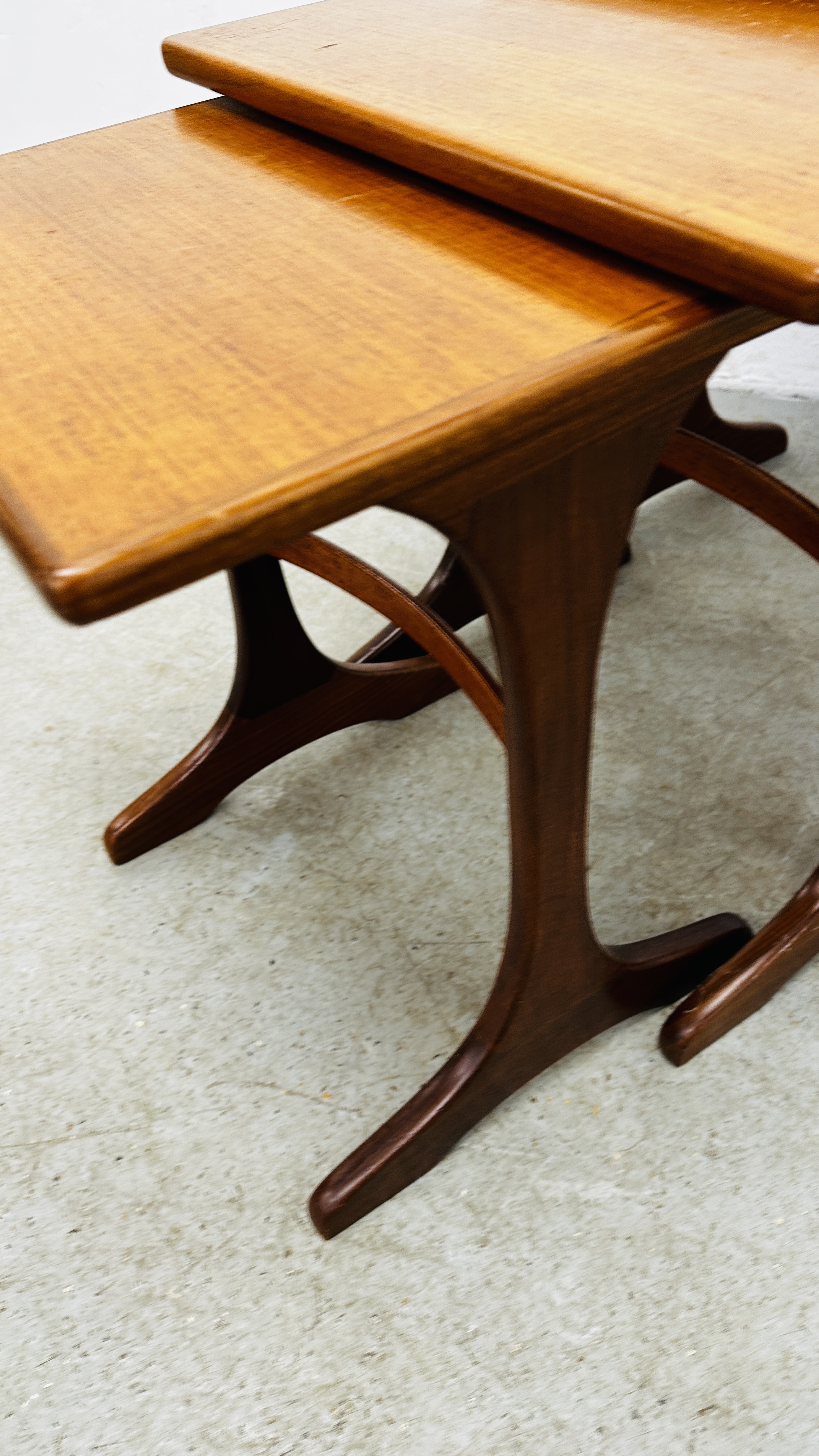 NEST OF 3 MID CENTURY G PLAN TEAK OCCASIONAL TABLES. - Image 11 of 13