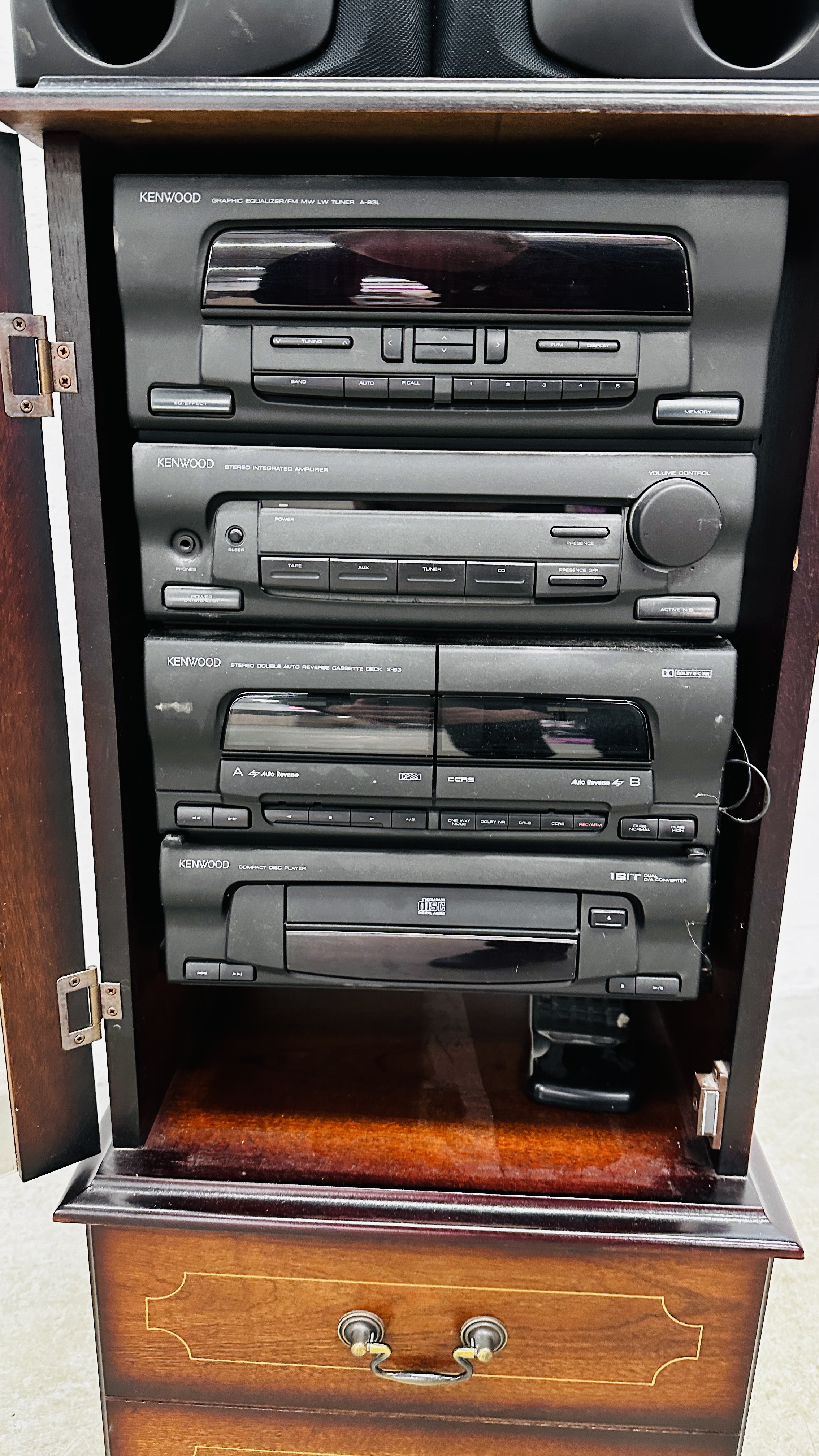 KENWOOD MIDI HI-FI SYSTEM IN CABINET COMPLETE WITH LOUDSPEAKERS, - Image 2 of 5