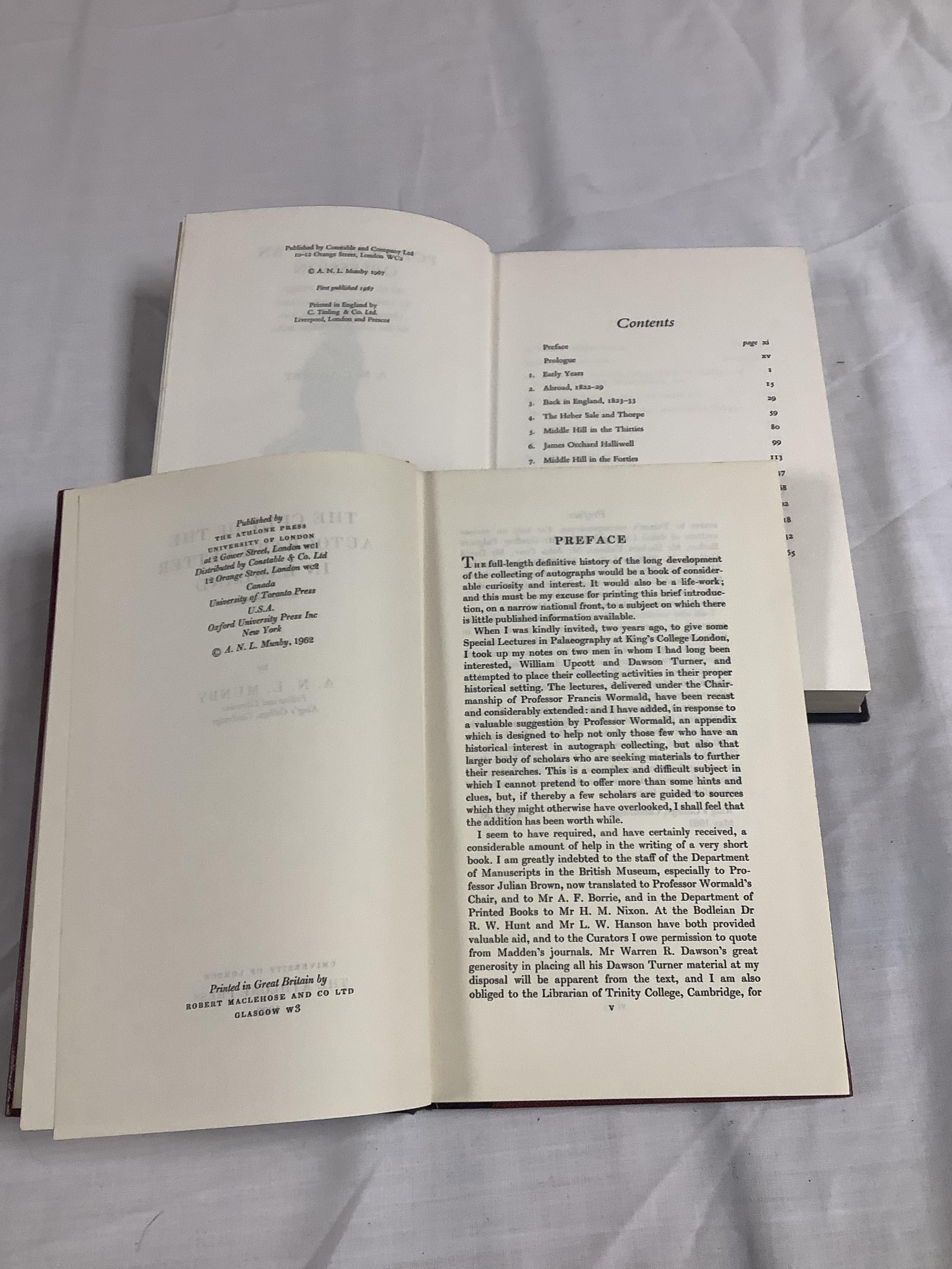 Munby (ANL) 2 books by this author: Portrait of an obsession: the life of Sir Thomas Phillipps, - Bild 3 aus 4