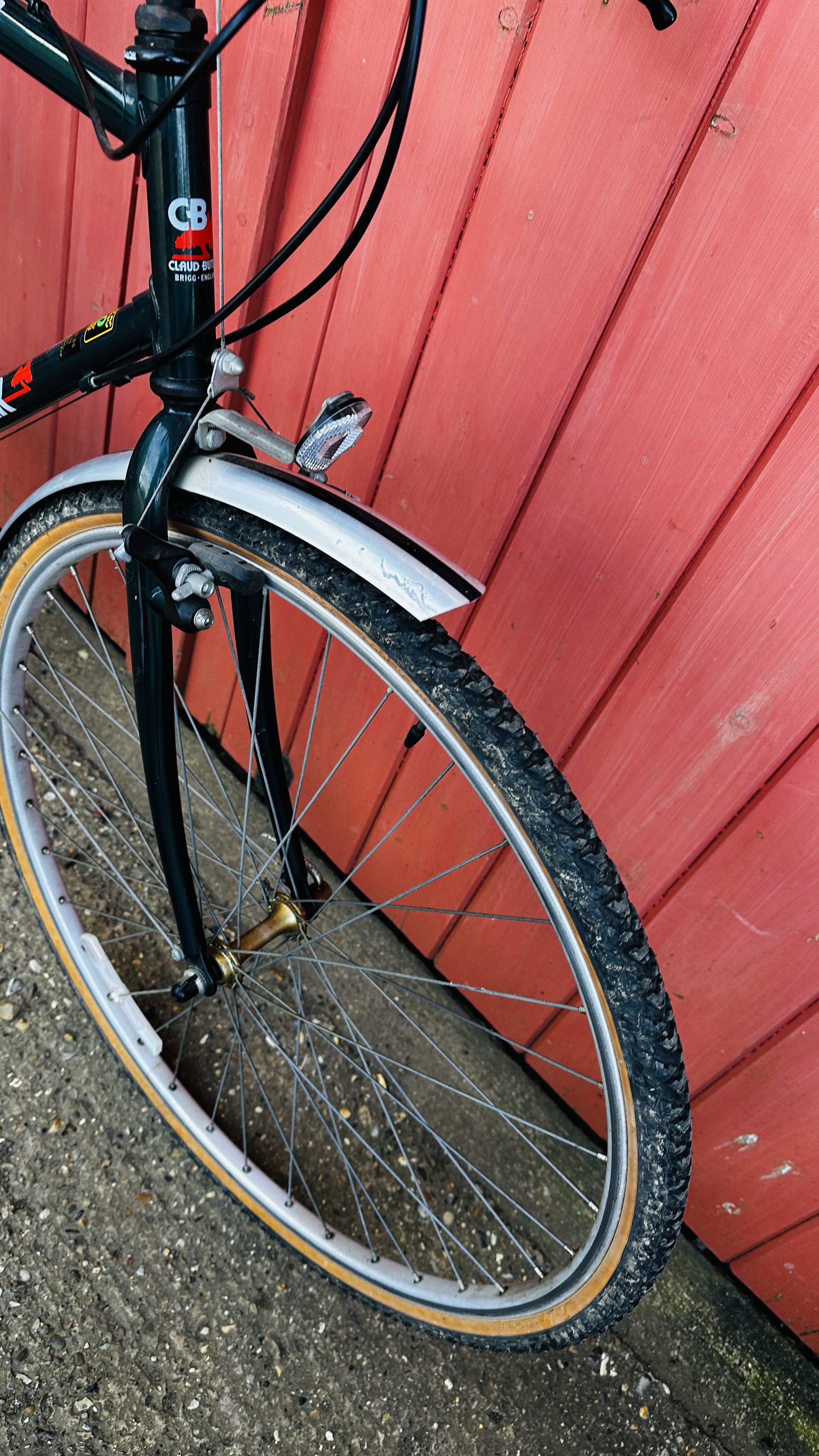 A GENT'S CLAUDE BUTLER LEGAND 18 SPEED BICYCLE. - Image 5 of 18