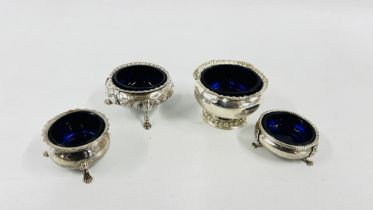 FOUR VARIOUS SILVER BLUE GLASS LINED SALTS.