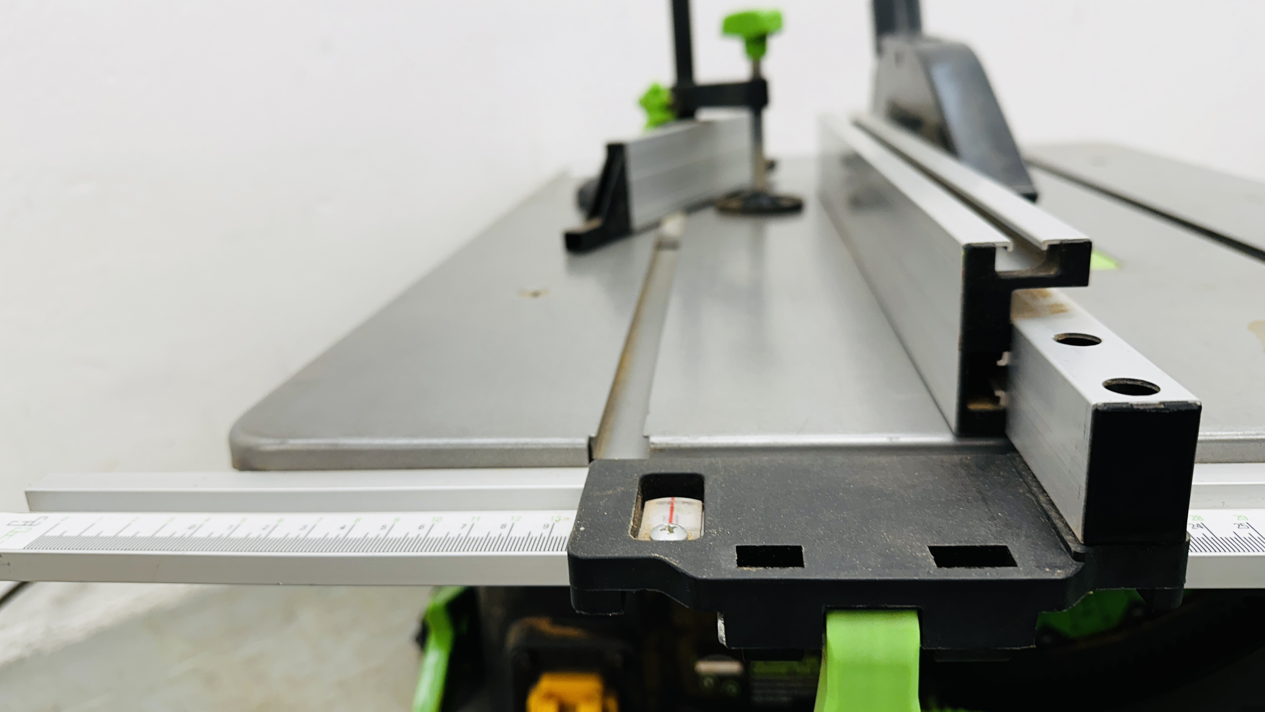 EVOLUTION TABLE SAW - SOLD AS SEEN. - Image 4 of 9