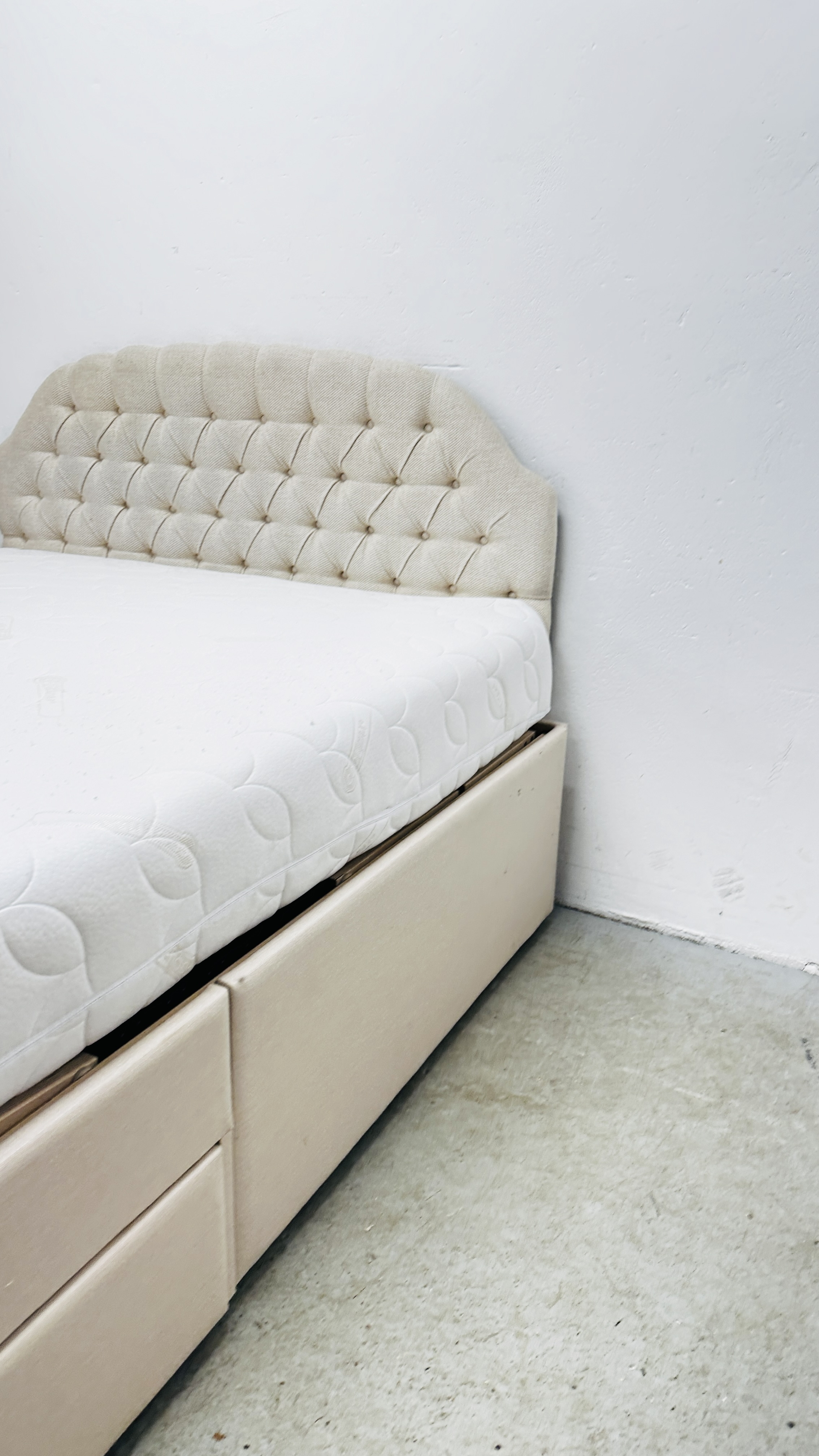 AN ELECTRICALLY ADJUSTABLE DOUBLE BED WITH COOLMAX MATTRESS AND OATMEAL UPHOLSTERED STEWART JONES - Image 13 of 16