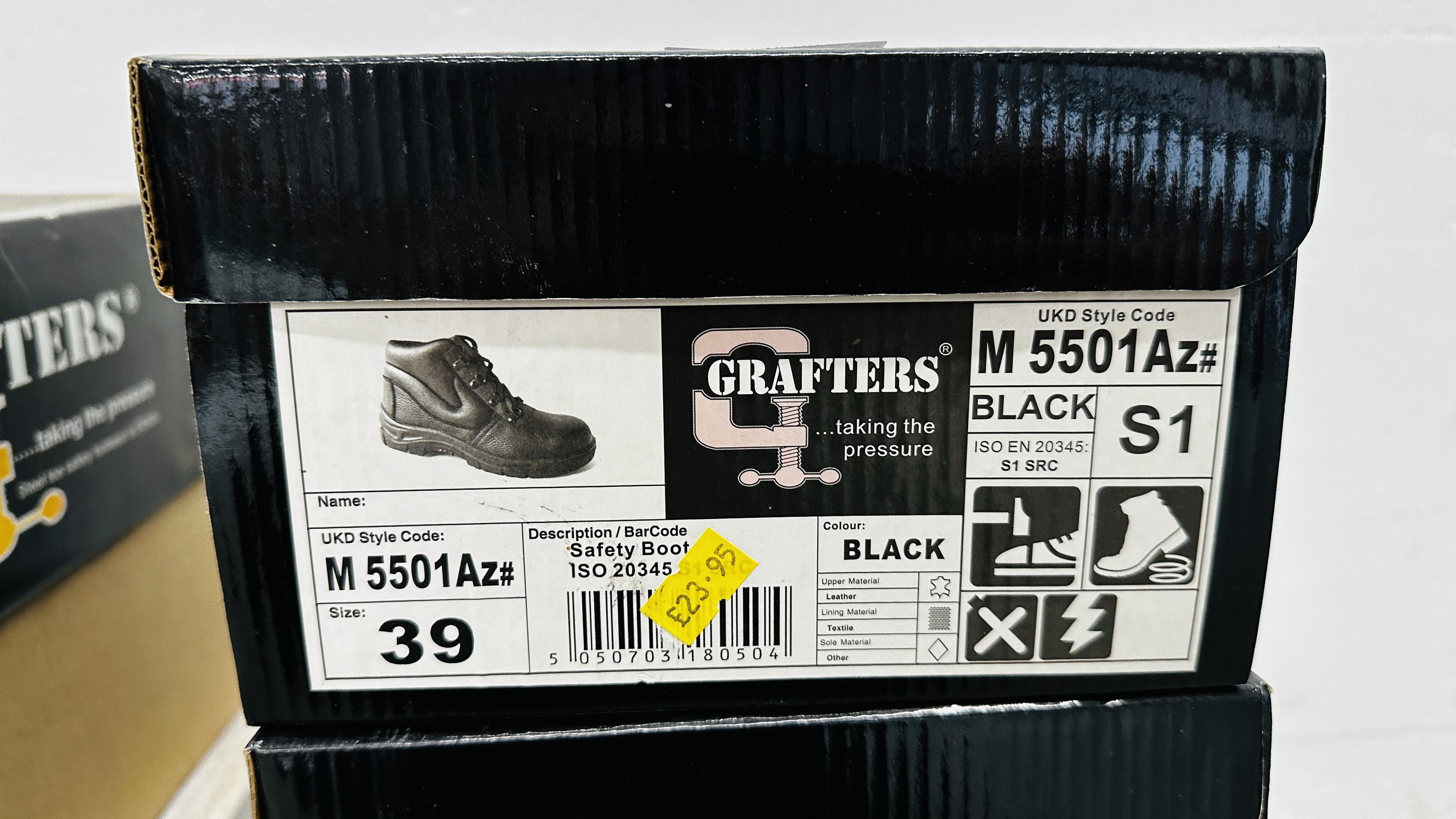 4 X PAIRS AS NEW GRAFTERS SAFETY BOOTS (2 X SIZE 39, 43, 45), - Image 2 of 11