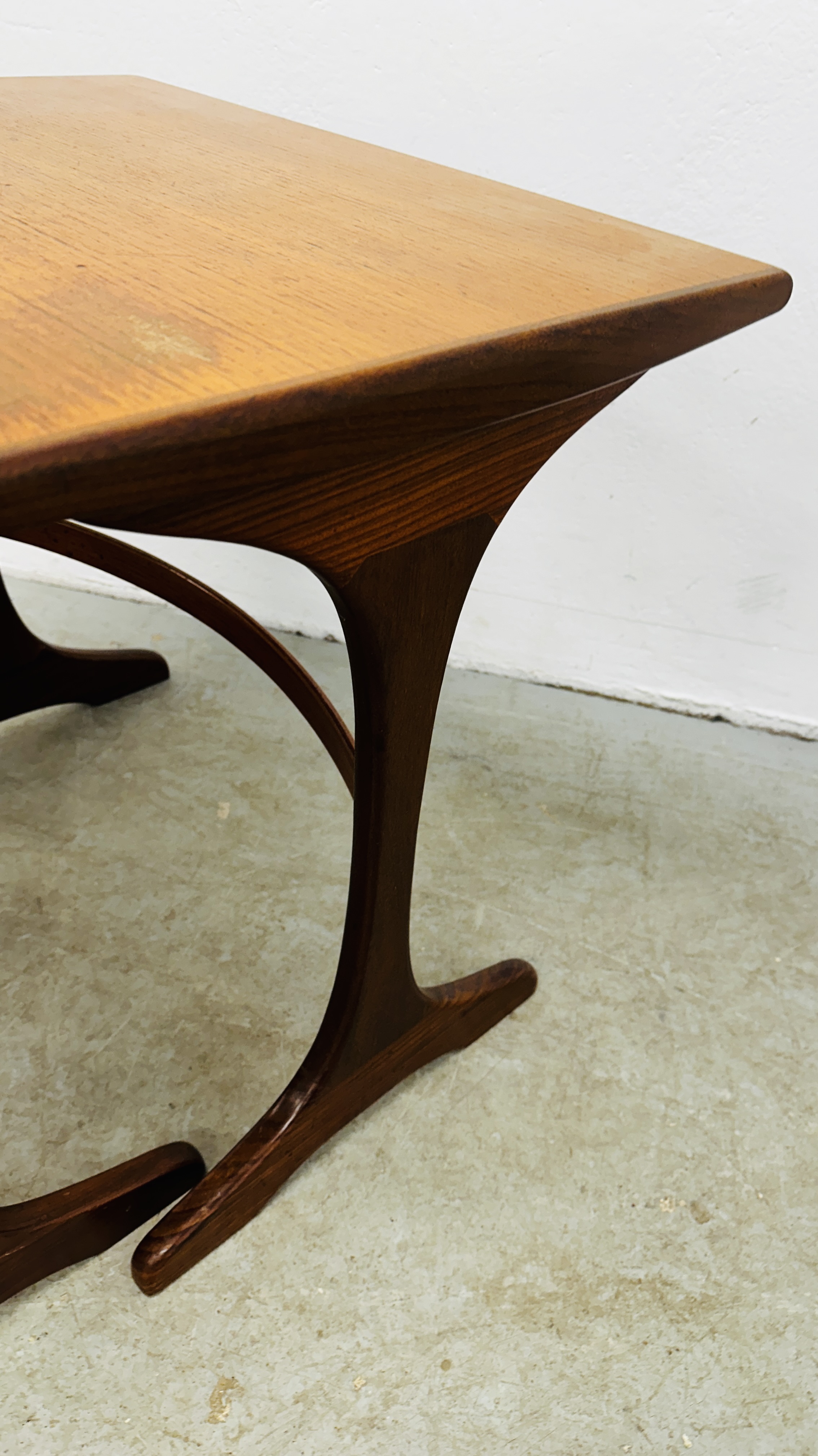NEST OF 3 MID CENTURY G PLAN TEAK OCCASIONAL TABLES. - Image 9 of 13