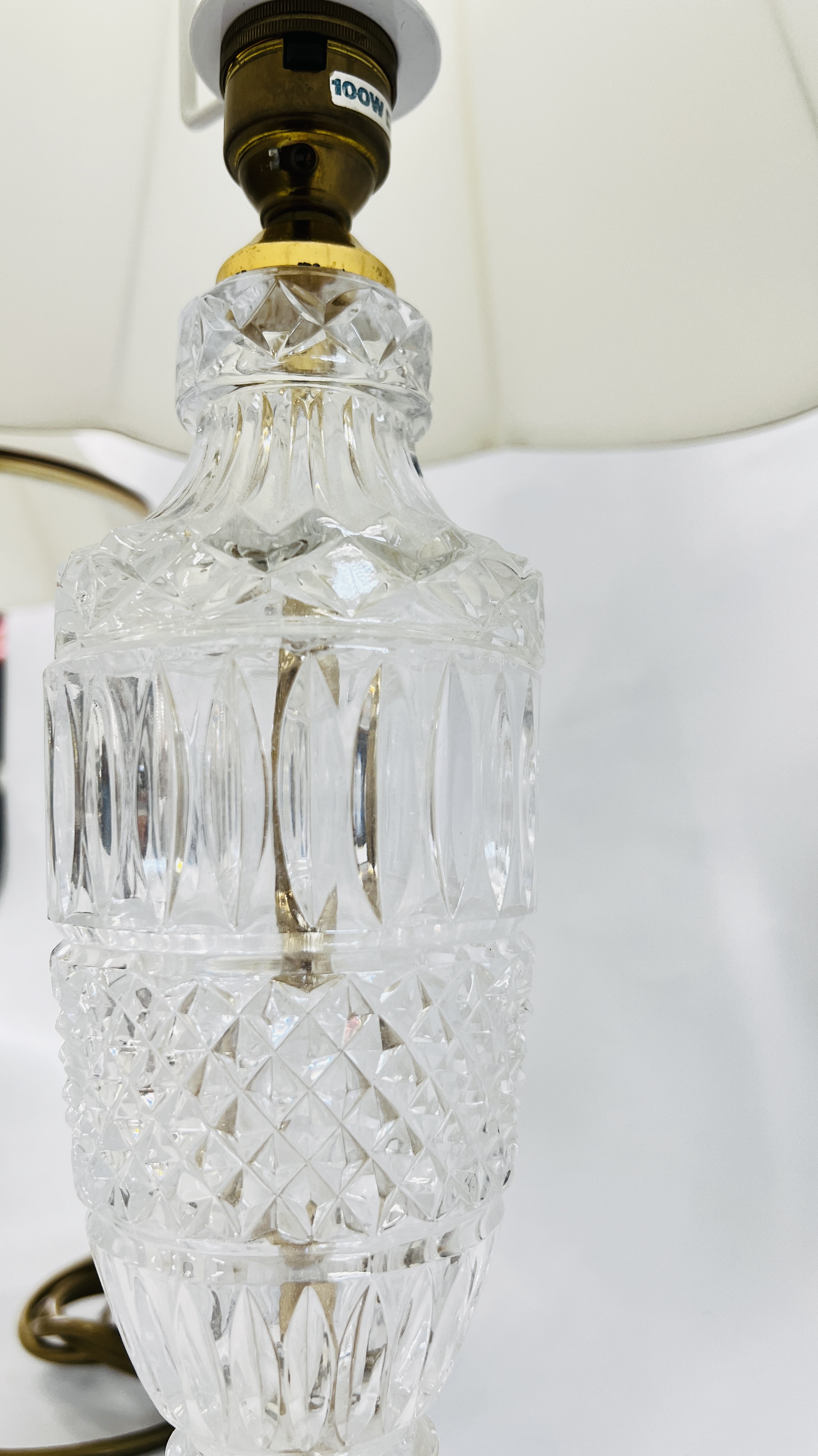 PAIR OF LEAD CRYSTAL TABLE LAMPS WITH CREAM SHADES, OVERALL HEIGHT 58CM - SOLD AS SEEN. - Image 6 of 6