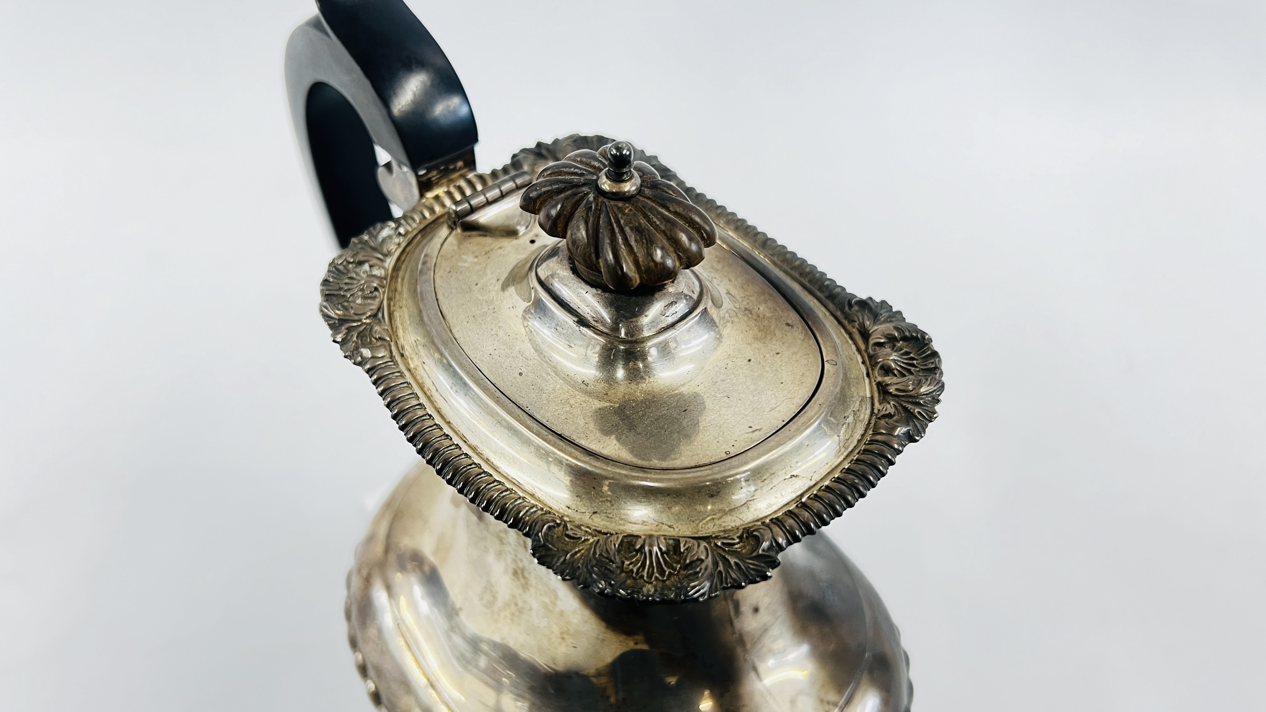 A SILVER COFFEE POT, HAVING AGADROONED BODY, BARNARD & SON, - Image 7 of 9