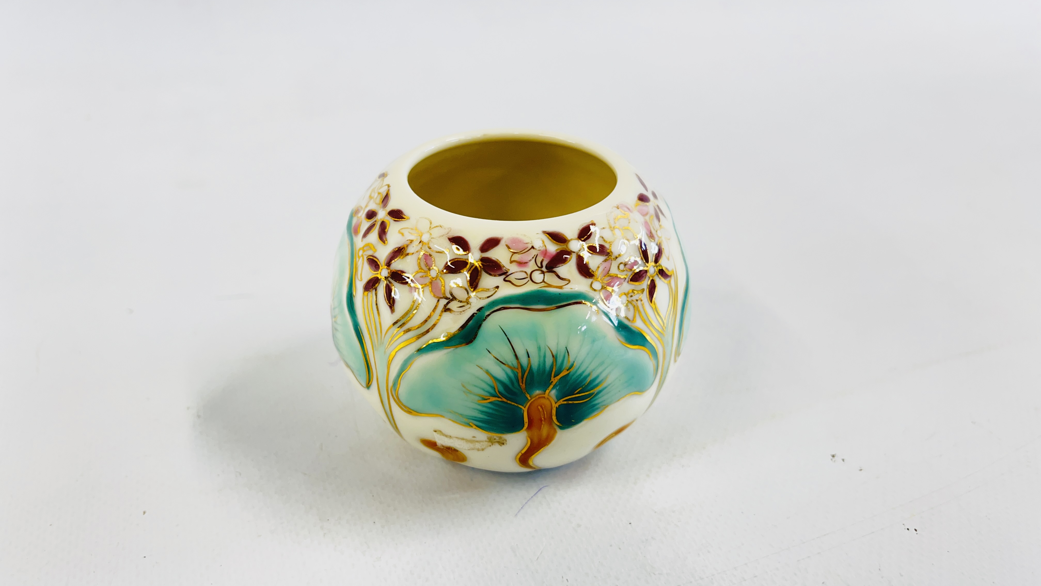 A VINTAGE "ZSOLNAY.HUNGARY" HAND PAINTED PORCELAIN VASE 72561A 113 DEPICTING MUSHROOMS H 6.5CM.
