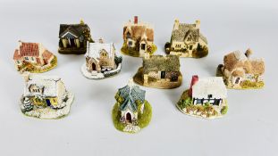 A GROUP OF 10 LILLIPUT LANE COTTAGES IN ORIGINAL PRESENTATION BOXES TO INCLUDE THE GINGERBREAD SHOP,