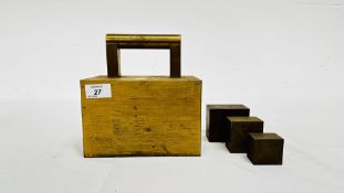25kg BRASS TEST WEIGHT PLUS 4lb, 2lb AND 1lb INSPECTORS BRASS WEIGHTS.