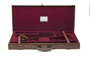 WILLIAM EVANS LTD. A LEATHER DOUBLE GUNCASE, fitted for 28in. barrels, the interior lined with