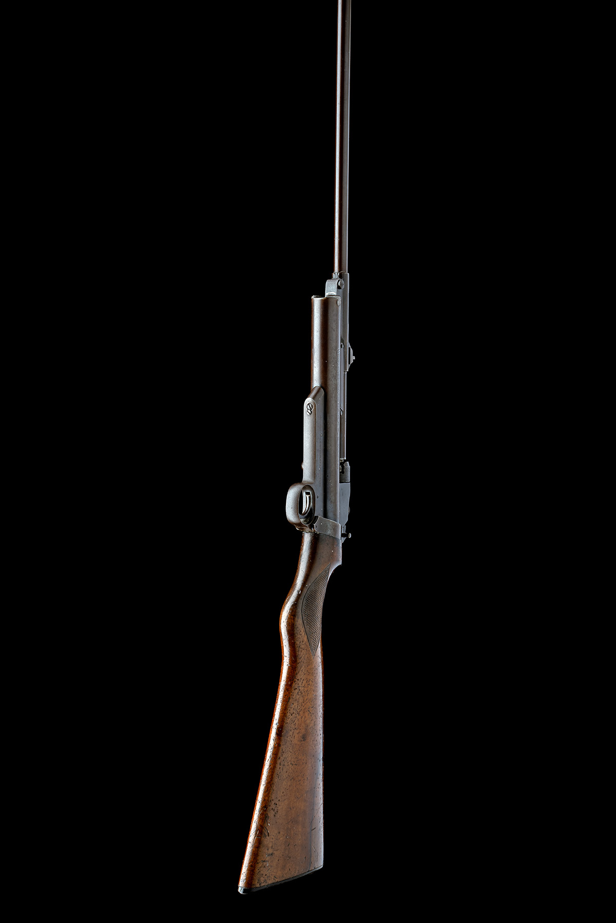 A .177 WEBLEY & SCOTT SERVICE MKII AIR-RIFLE, serial no. S4942, circa 1935, matching number 25 1/ - Image 6 of 8