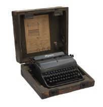A SCARCE GERMAN WORLD WAR TWO MILITARY ISSUE OLYMPIA ROBUST TYPEWRITER WITH SS KEY AND TRANSIT CASE,