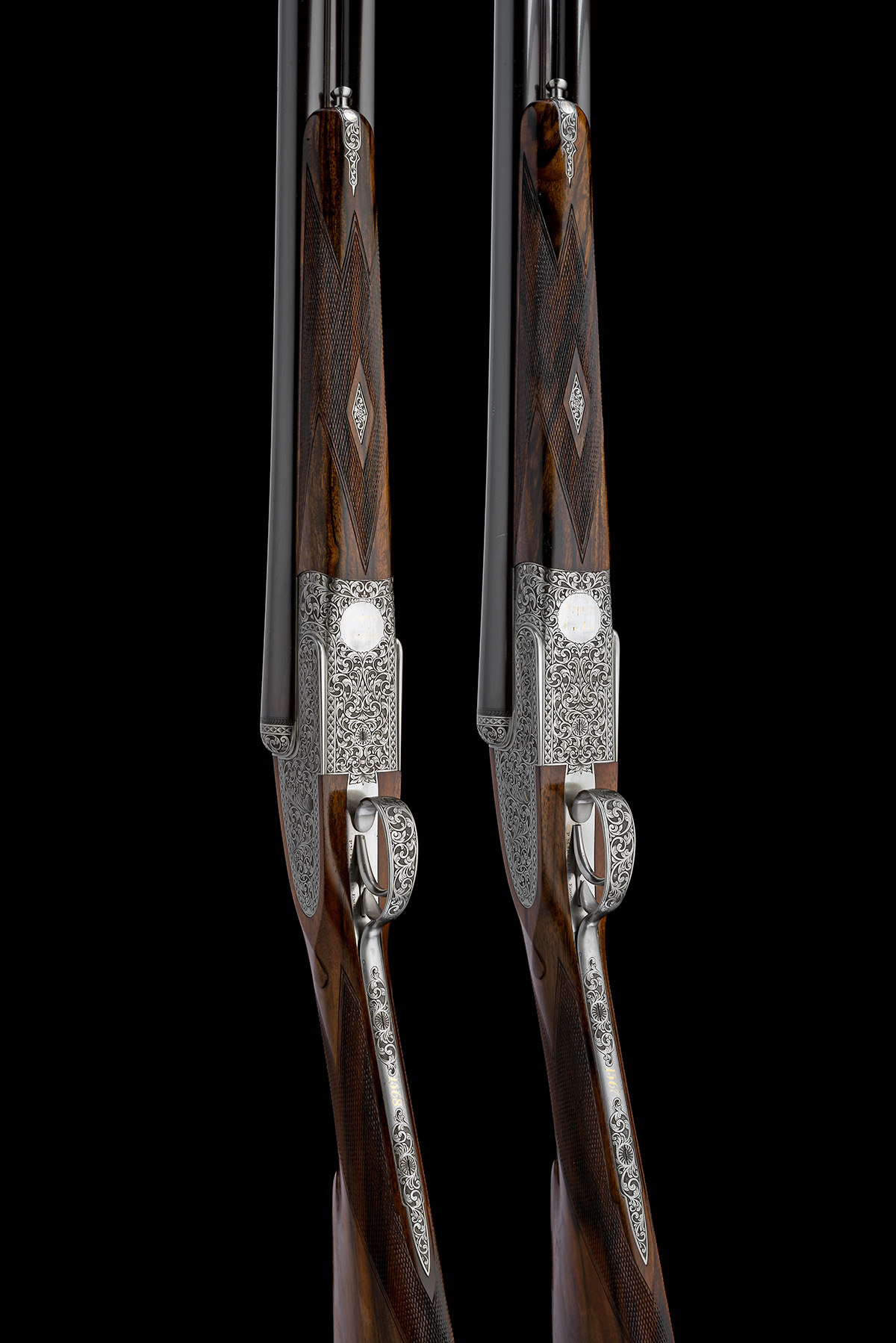 ASPREY A PAIR OF FRENETTE-ENGRAVED 12-BORE SINGLE-TRIGGER SELF-OPENING PINLESS SIDELOCK EJECTORS, - Bild 3 aus 4