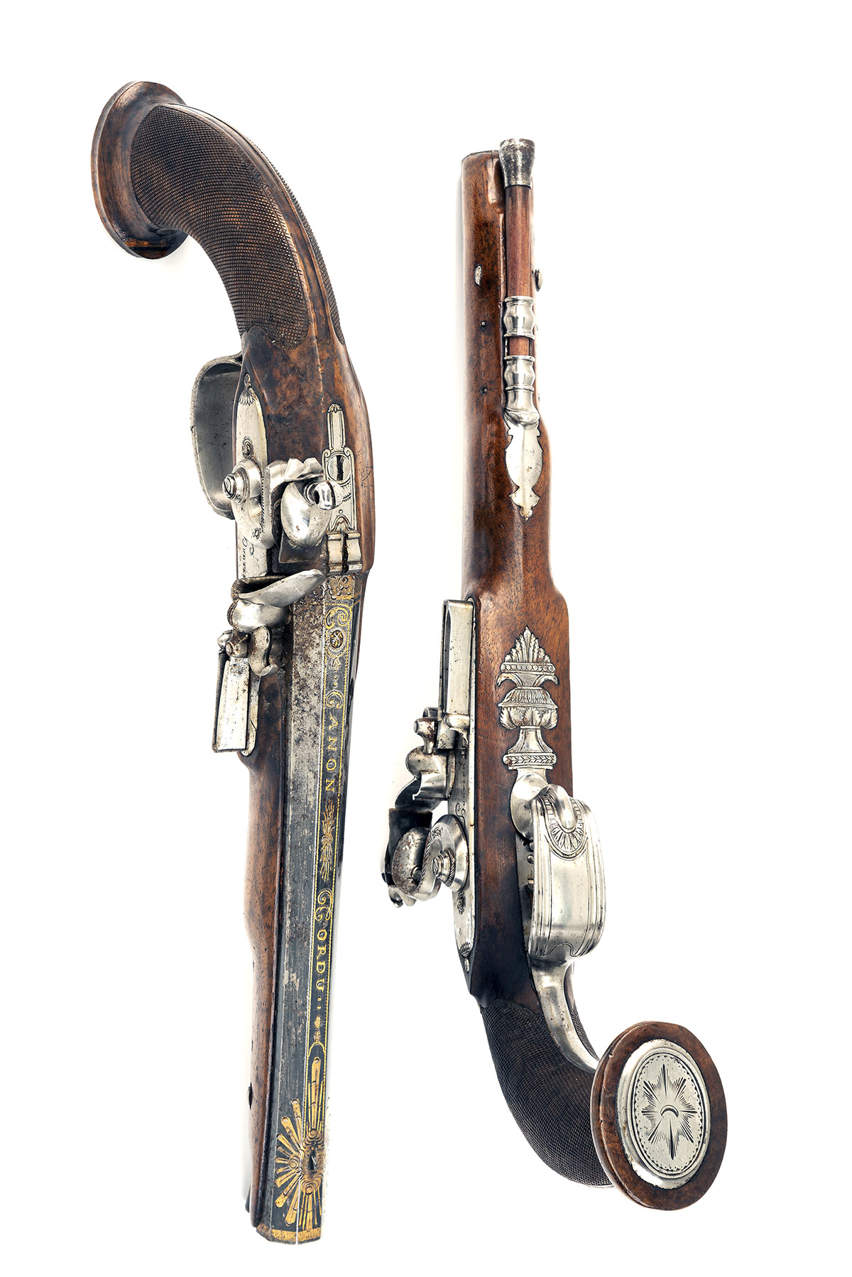 A GOOD CASED PAIR OF 22-BORE FLINTLOCK FRENCH RIFLED OFFICER'S PISTOLS SIGNED 'HURTIER', no - Bild 4 aus 4