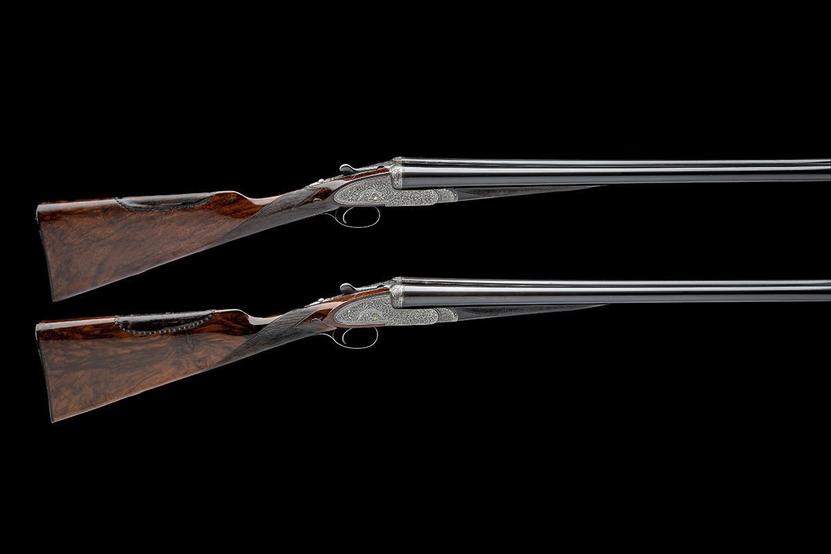 HOLLAND & HOLLAND A PAIR OF 12-BORE SINGLE-TRIGGER 'ROYAL' HAND-DETACHABLE SIDELOCK EJECTORS, serial - Image 2 of 4
