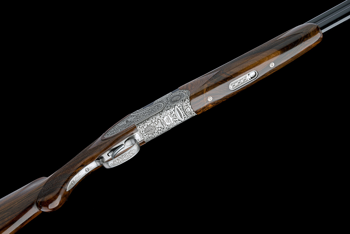 P. BERETTA A 12-BORE '687EELL CLASSIC' SINGLE-TRIGGER SIDEPLATED OVER AND UNDER EJECTOR, serial - Image 3 of 8